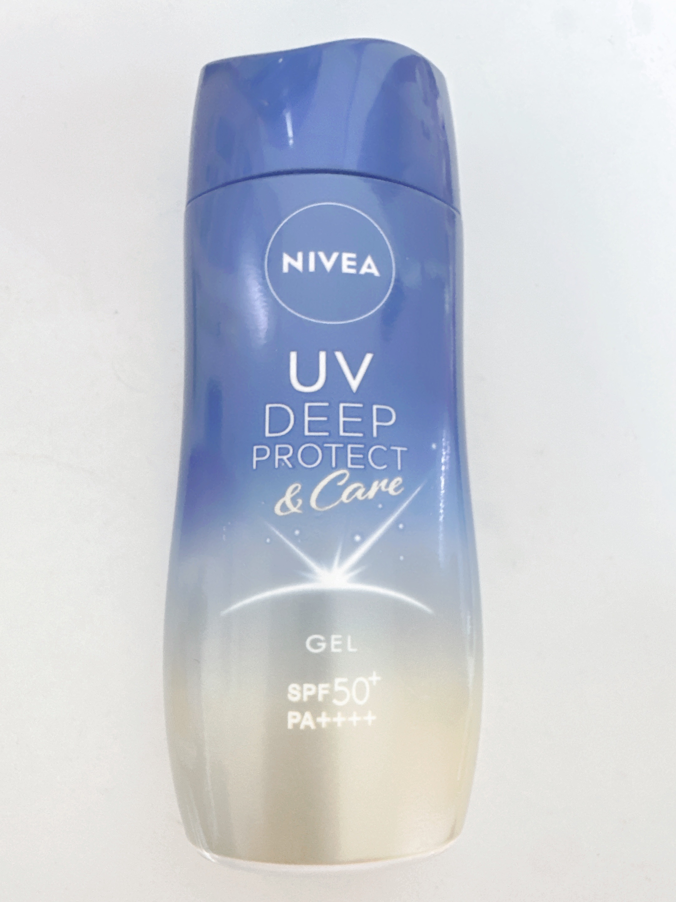 ニベア【ディーププロテクト&ケアジェルA 日焼け止めジェル】

ジェルタイプなので軽いつけ心地で不快感がないです

荷物や服が白くなることもないので使いやすいです🤍