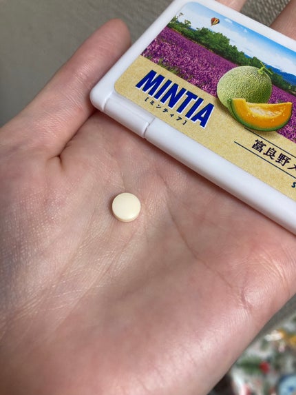 嘘が苦手なくま on LIPS 「前から気になってたふらのメロンミンティア!🍈思ったより味濃くて..」(4枚目)