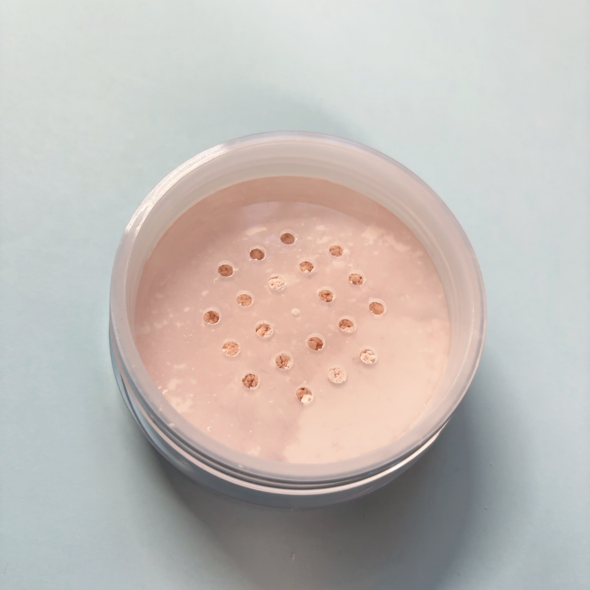 カラールースパウダー/毛穴パテ職人/ルースパウダーを使ったクチコミ（2枚目）