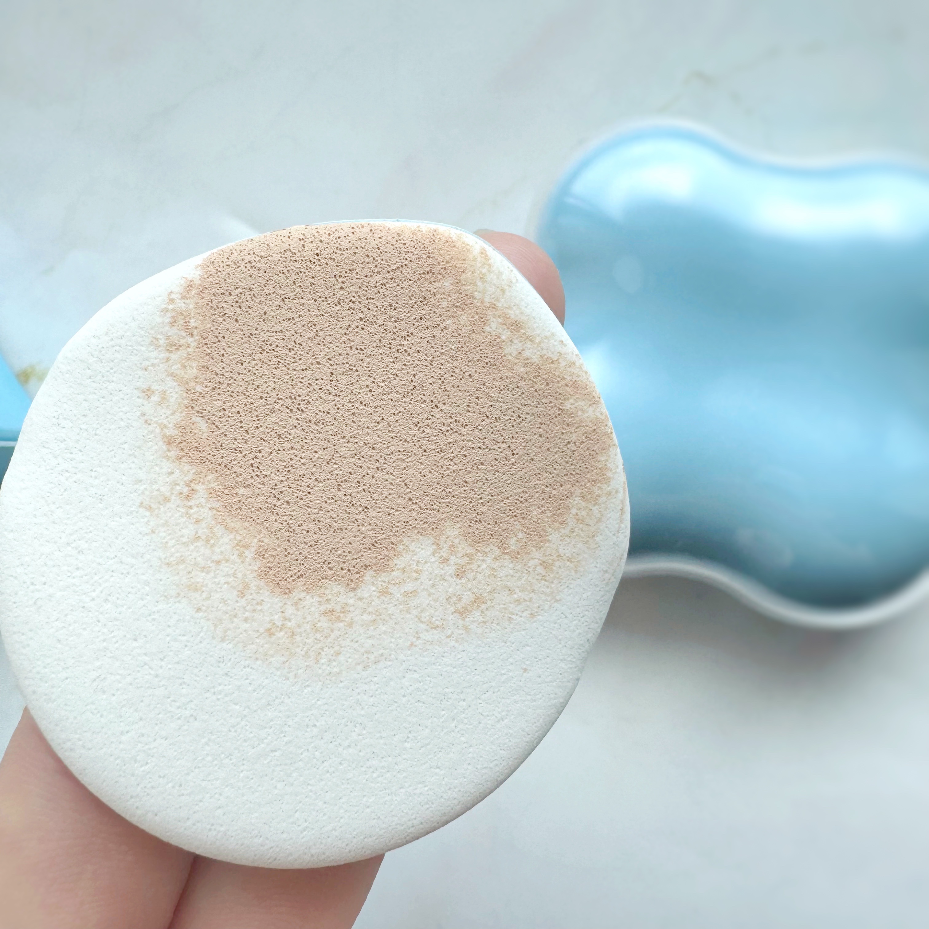 クラウドフィルタークッション/ETUDE/クッションファンデーションを使ったクチコミ（3枚目）