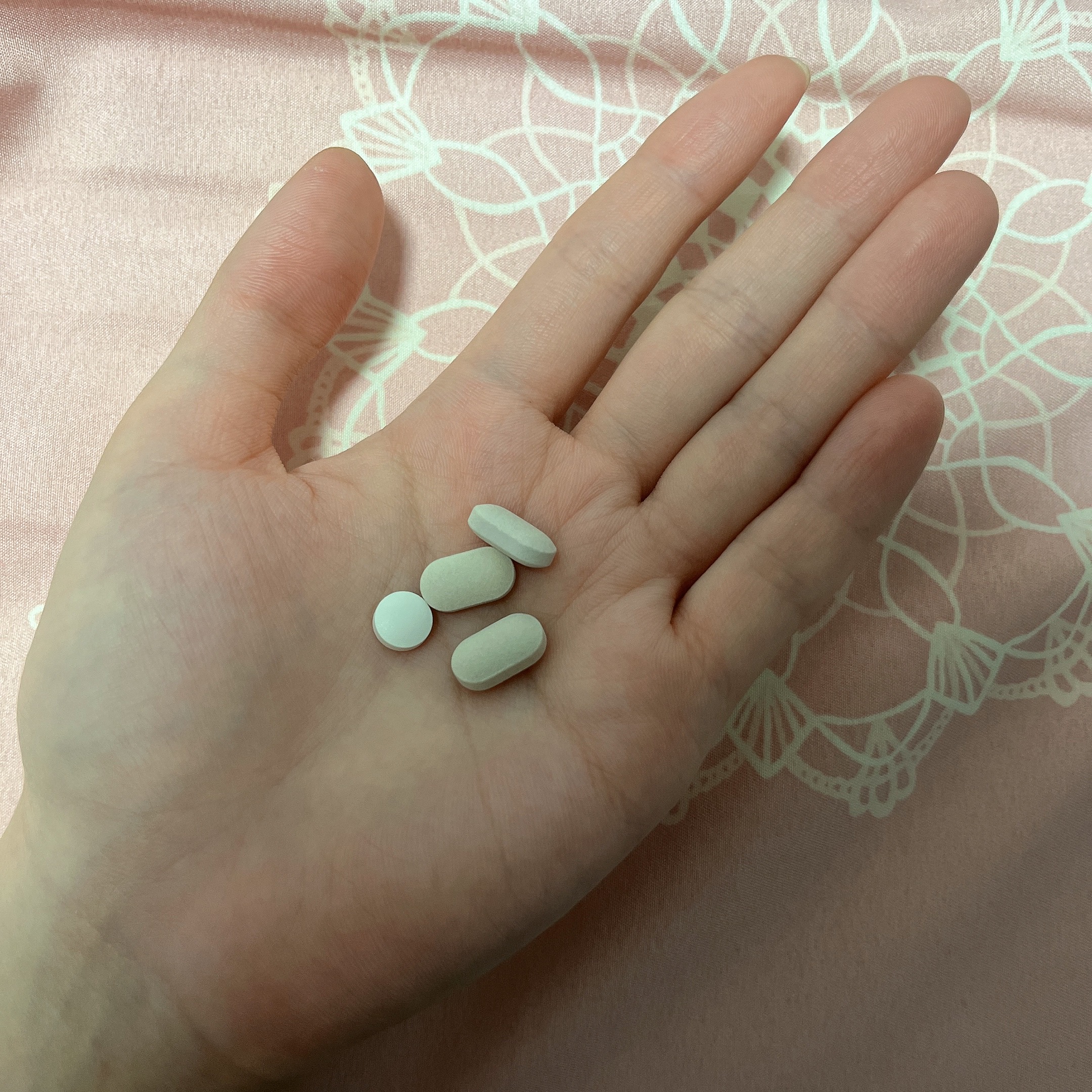 サファーデイ スノー/canteen9/美容サプリメントを使ったクチコミ（2枚目）