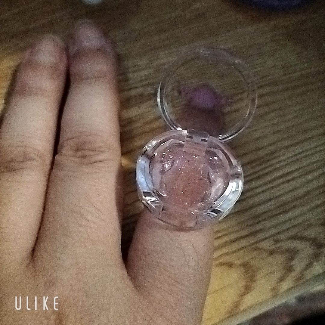 さやかまにあ on LIPS 「アミューズのリングリップバーム、リングなんでひとめぼれで買っち..」(2枚目)