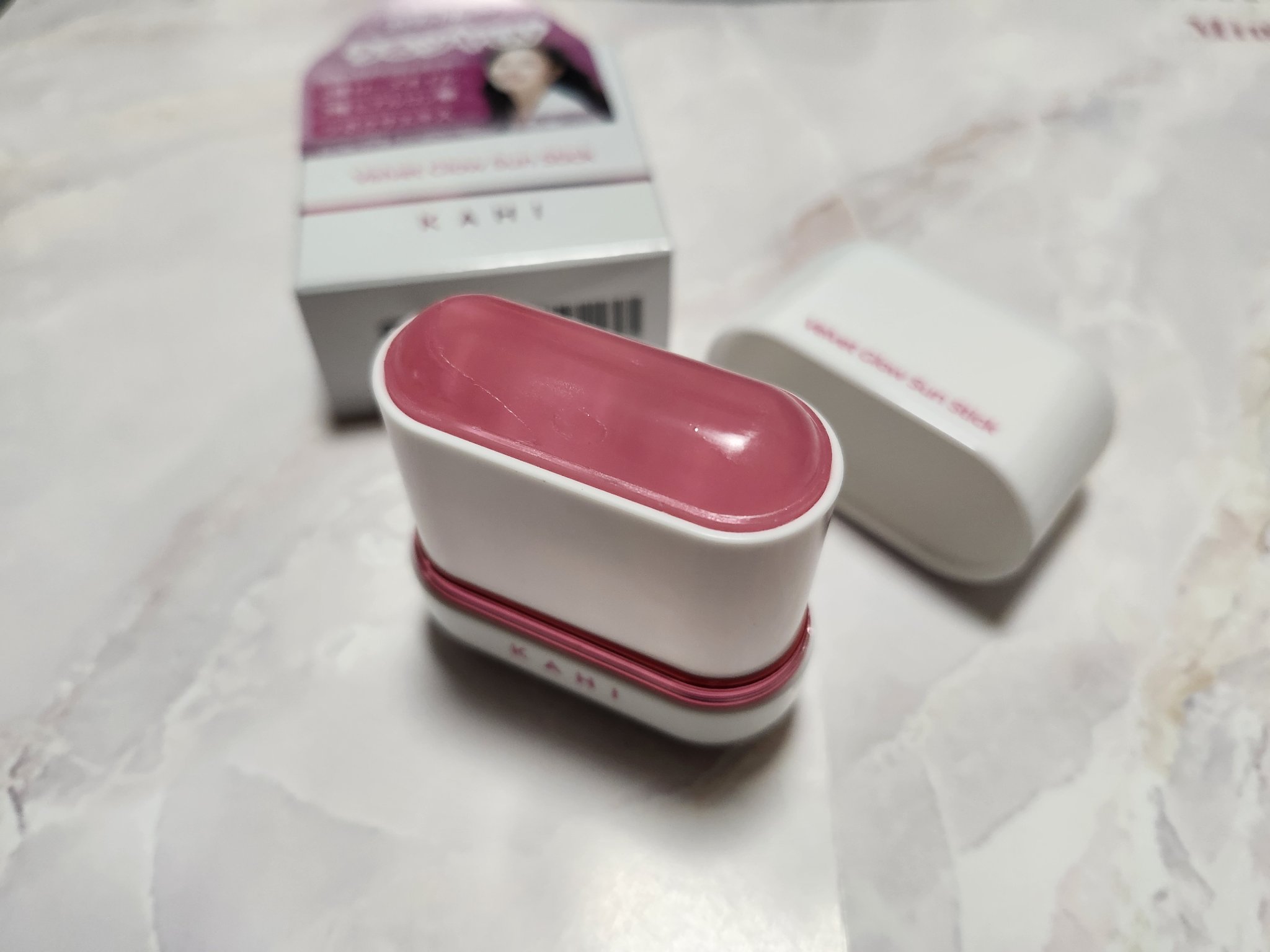 ベルベットグロウ サンスティック /KAHI/日焼け止めスティックを使ったクチコミ（1枚目）