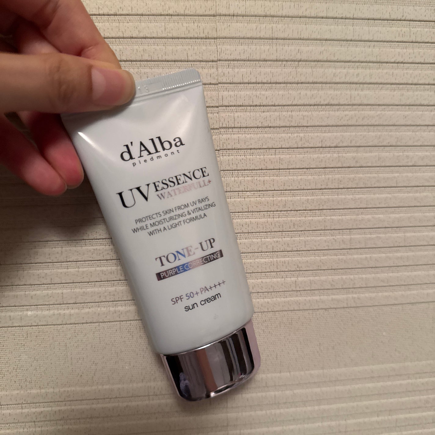 ウォータフルトーンアップサンクリーム/ダルバ/日焼け止めクリームを使ったクチコミ(1枚目)