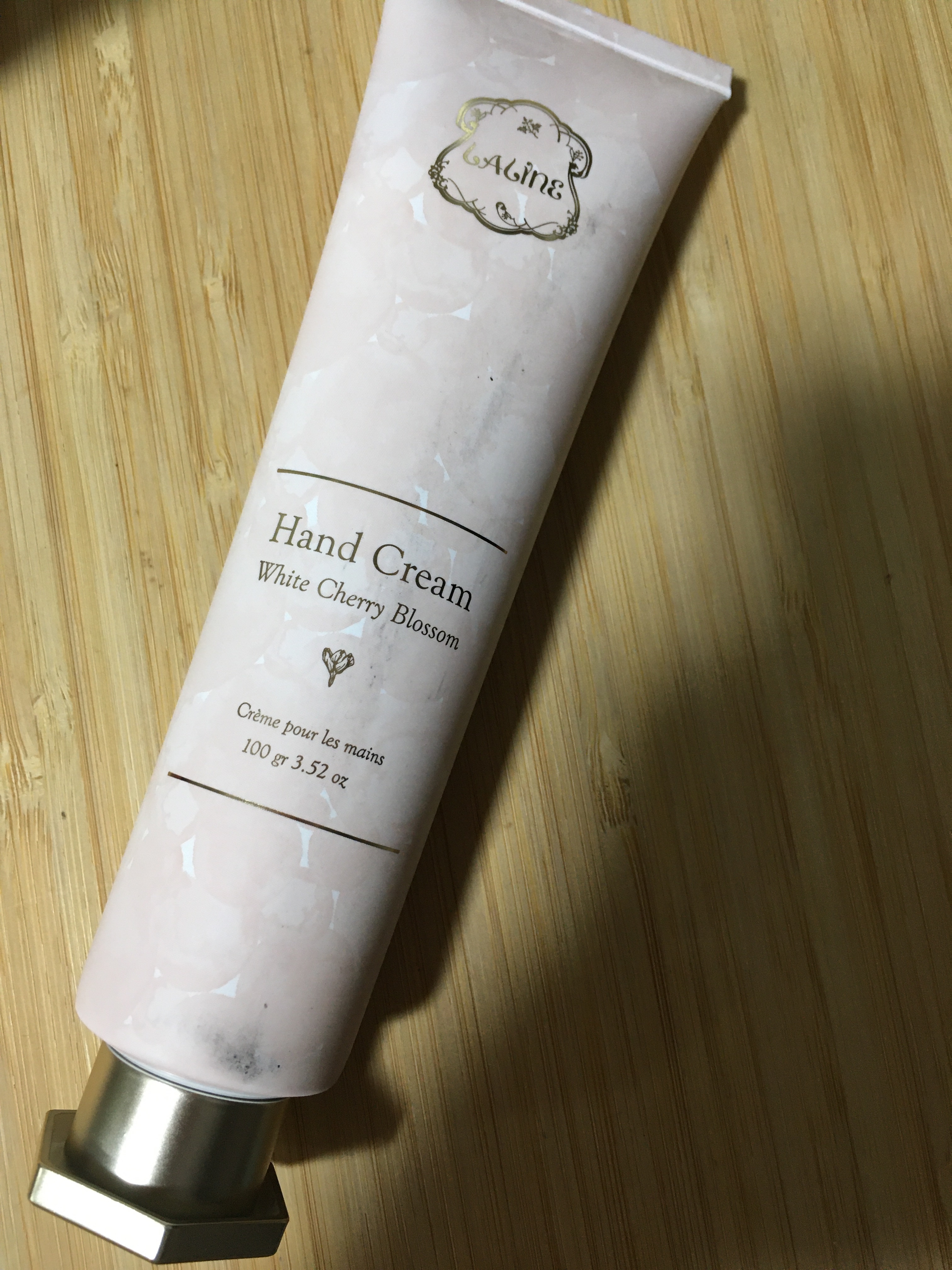 ハンドクリーム ホワイトチェリーブロッサム/Laline/ハンドクリームを使ったクチコミ（1枚目）