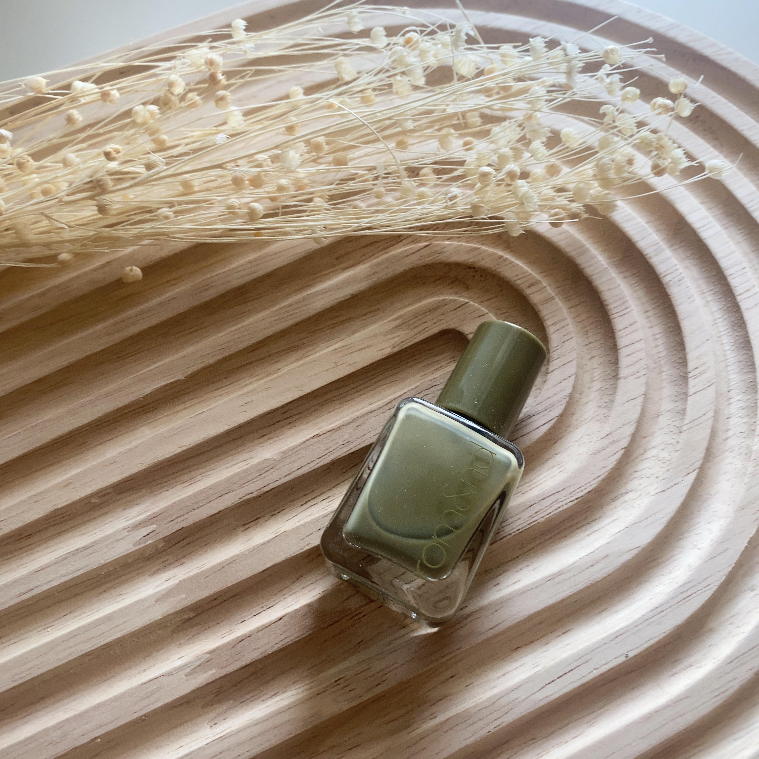 ムードペブルネイル 04 MUD GREEN（マッドグリーン）/rom&nd/マニキュアを使ったクチコミ（1枚目）