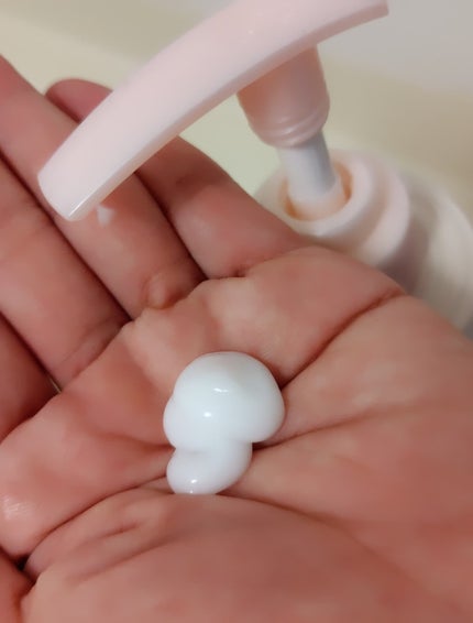 ひろちゃん on LIPS 「人気スカルプケアブランド⬛off&Relax⬛グロッシーモイス..」(5枚目)