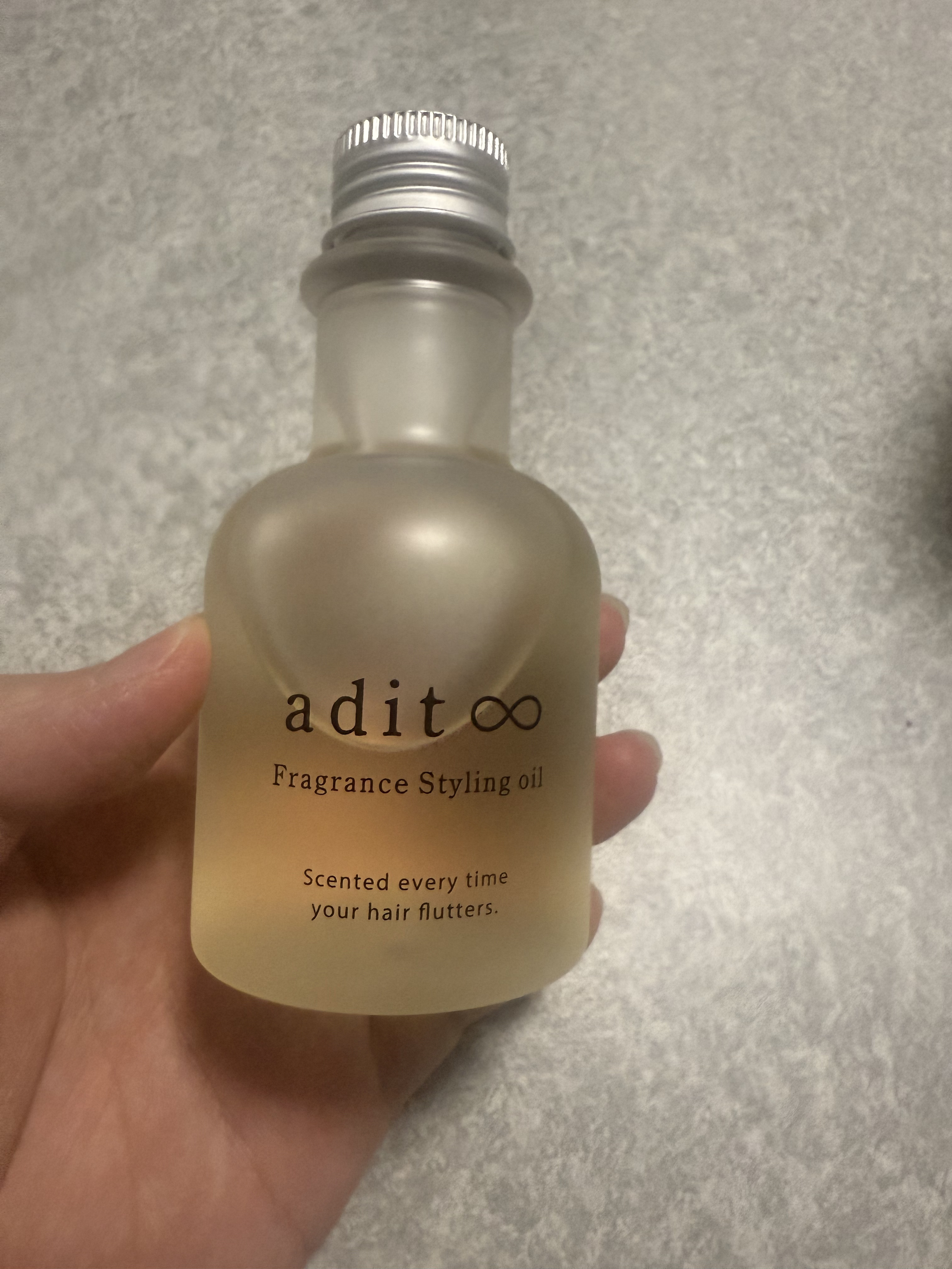 フレグランス スタイリングオイル/adit∞/ヘアオイルを使ったクチコミ（1枚目）