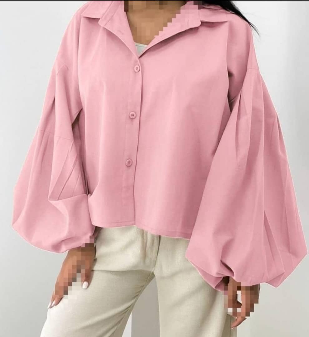 pink_rouge_98e on LIPS 「#スタメンポーチの中身#はじめての投稿..」(4枚目)