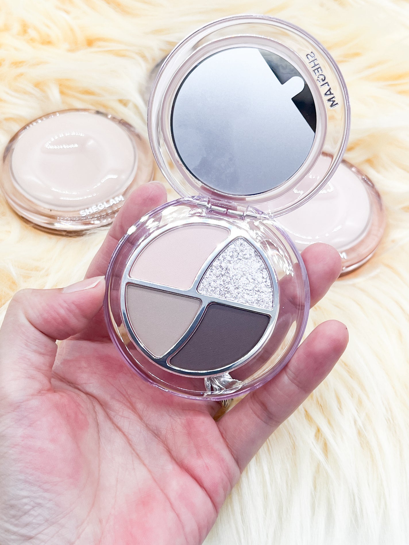 りぴ☆Webライター on LIPS 「【SHEGLAMさまからいただきました】今回ご紹介するのは、S..」(3枚目)