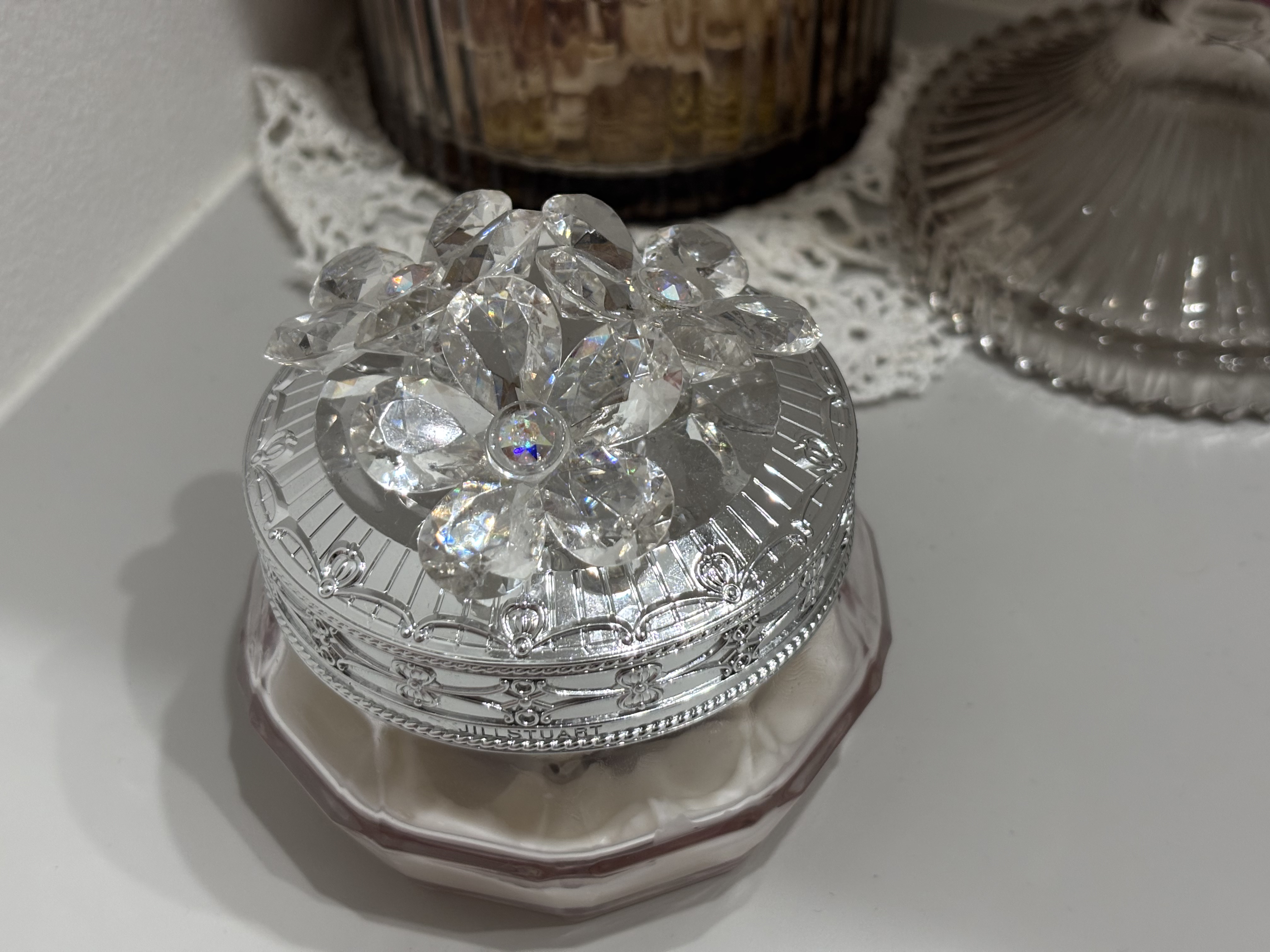 クリスタルブルーム パフュームド ボディクリーム/JILL STUART/ボディクリームを使ったクチコミ（2枚目）