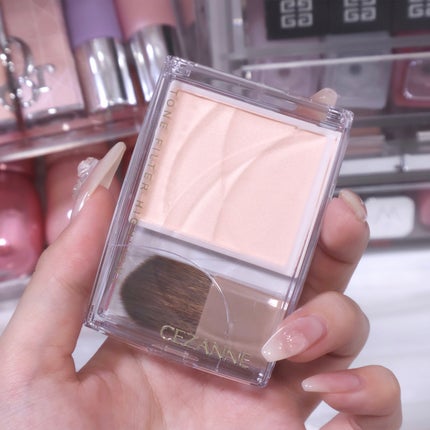 トーンフィルターハイライト/CEZANNE/パウダーハイライトを使ったクチコミ(1枚目)