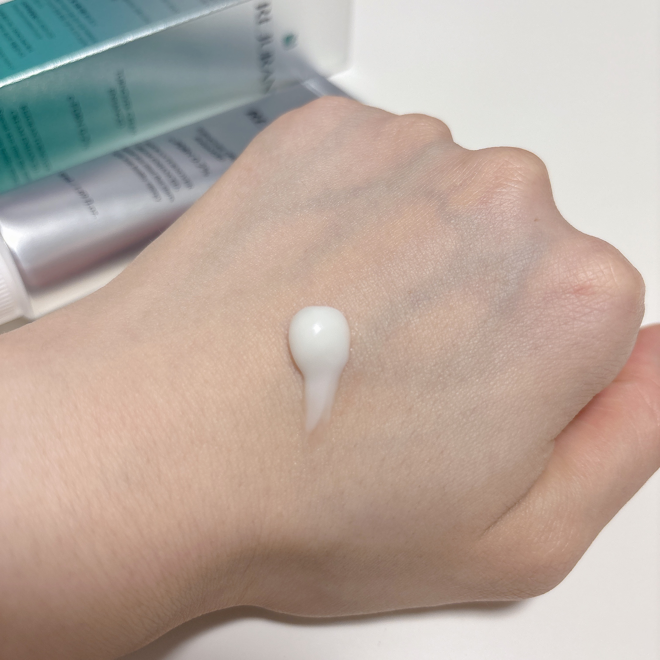 REJURAN ターンオーバークリームエンハンスト/REJURAN COSMETICS/フェイスクリームを使ったクチコミ（2枚目）