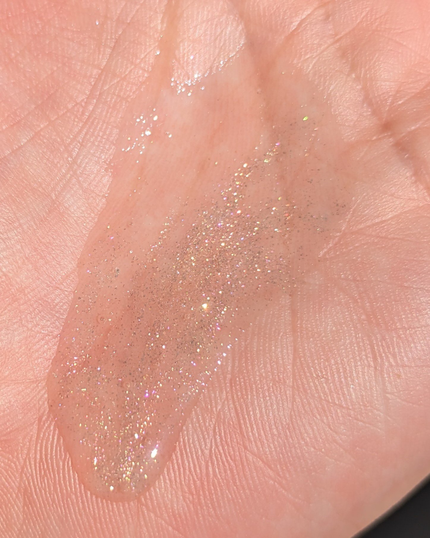 ザ・プロダクト　プリズムミラーオイル ＜ヘアオイル・スキンオイル＞/ザ・プロダクト/ヘアオイルを使ったクチコミ（3枚目）