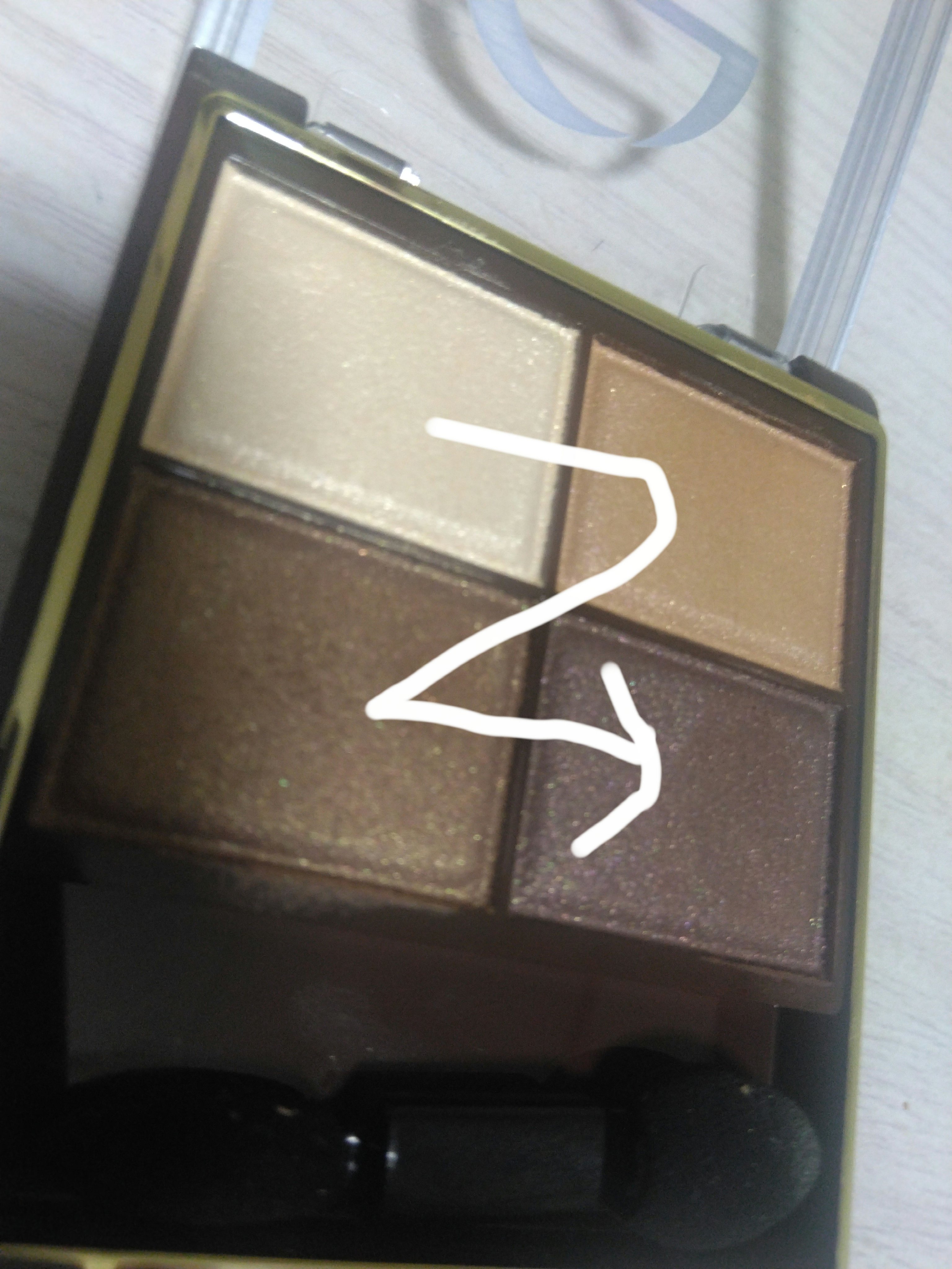 スキニーリッチシャドウ SR02 リアルブラウン/excel/アイシャドウパレットを使ったクチコミ（2枚目）