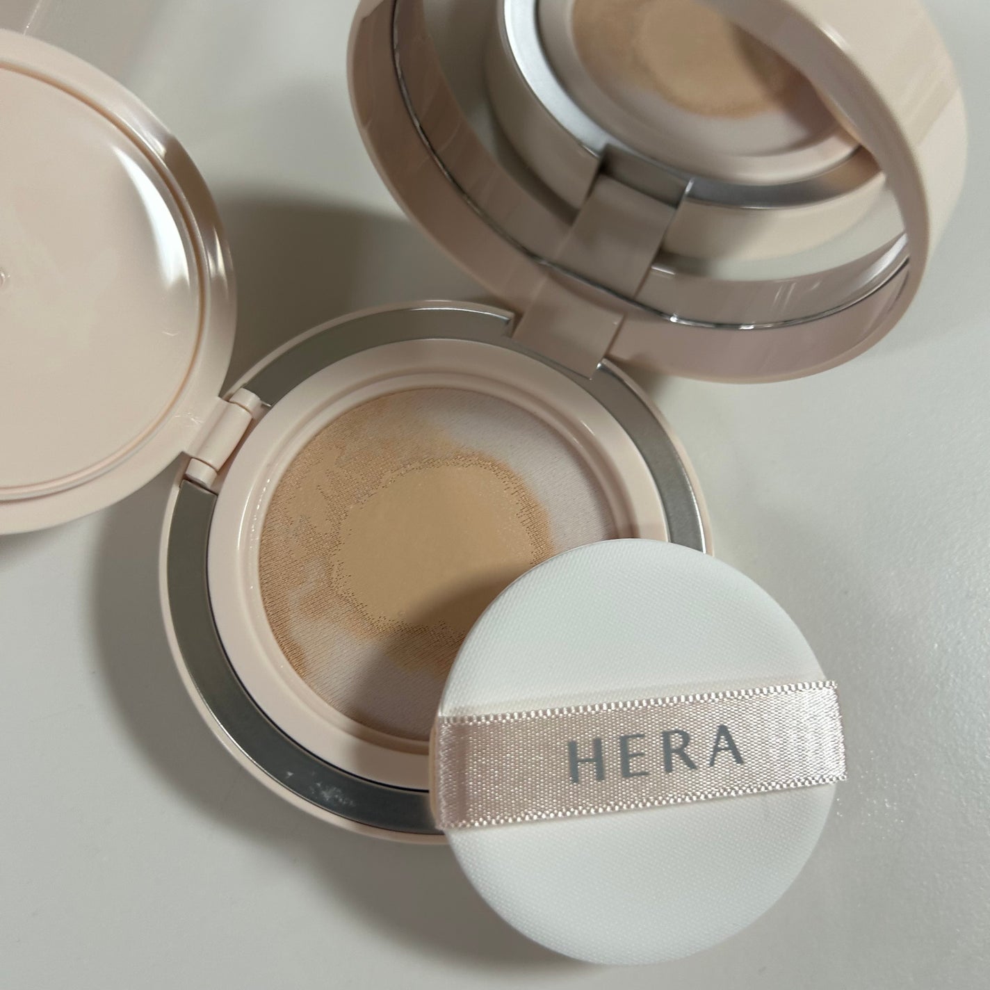 リフレクション スキン グロウ クッション ファンデーション/HERA/クッションファンデーションを使ったクチコミ(2枚目)