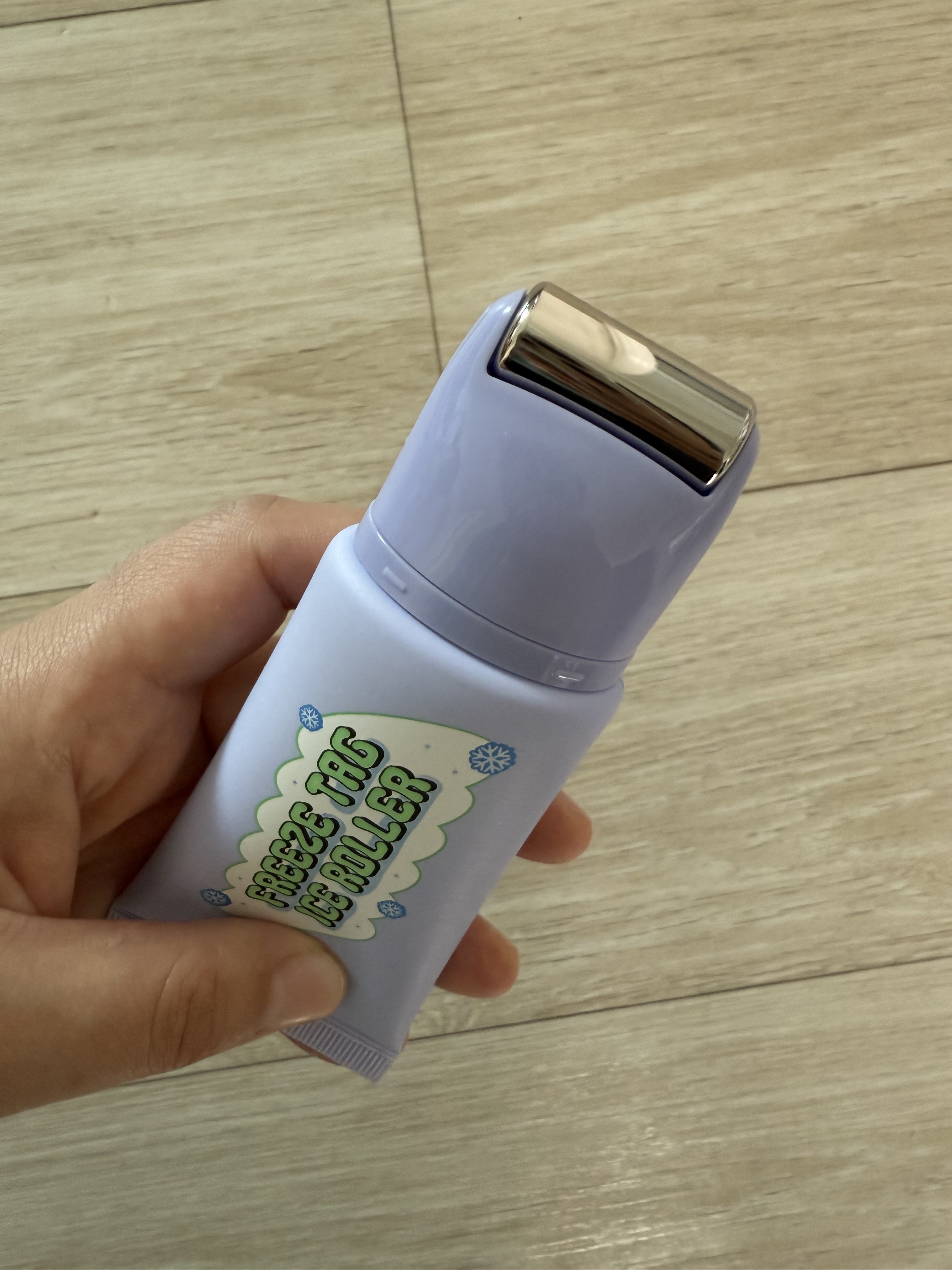 フリーズタグアイスローラー/CHASIN'RABBITS/美容液を使ったクチコミ（2枚目）