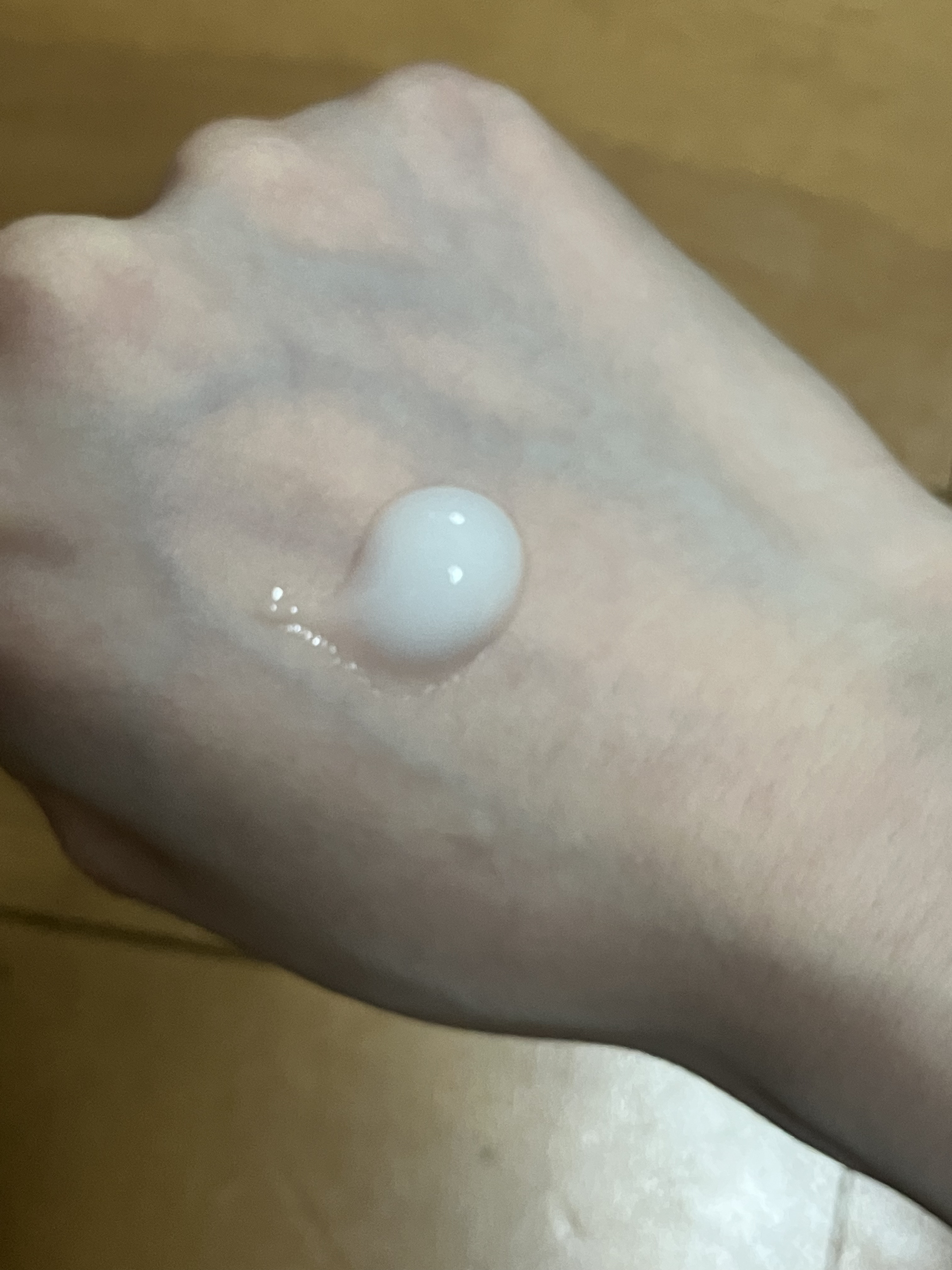 HAND HAND ハンドクリーム F（ゴージャスフローラル)/カエタステクノロジー/ハンドクリームを使ったクチコミ（2枚目）