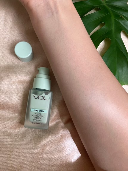 トーンステインカラーコレクティングプライマー/VDL/化粧下地を使ったクチコミ(4枚目)
