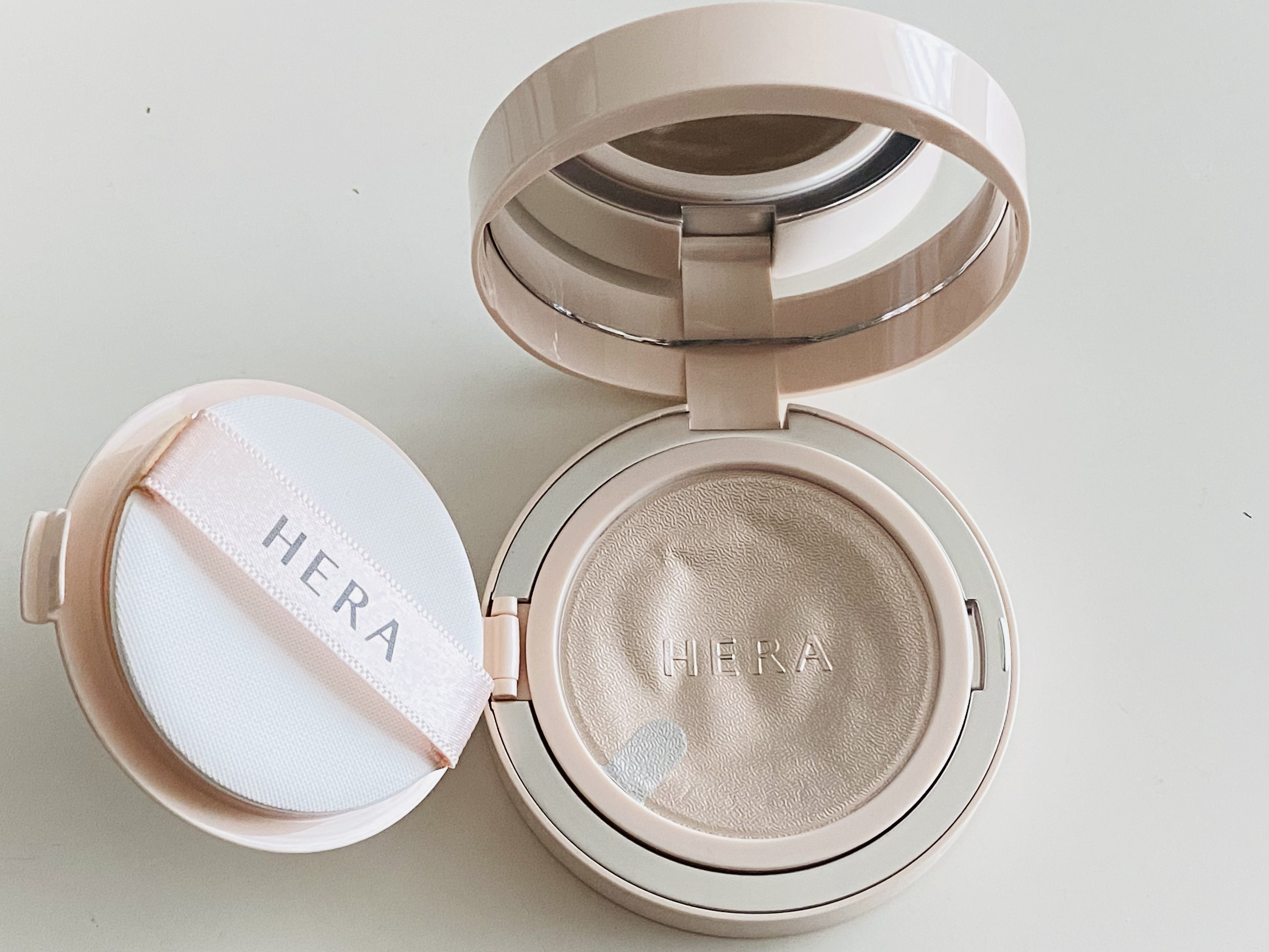 リフレクション スキン グロウ クッション ファンデーション/HERA/クッションファンデーションを使ったクチコミ（2枚目）