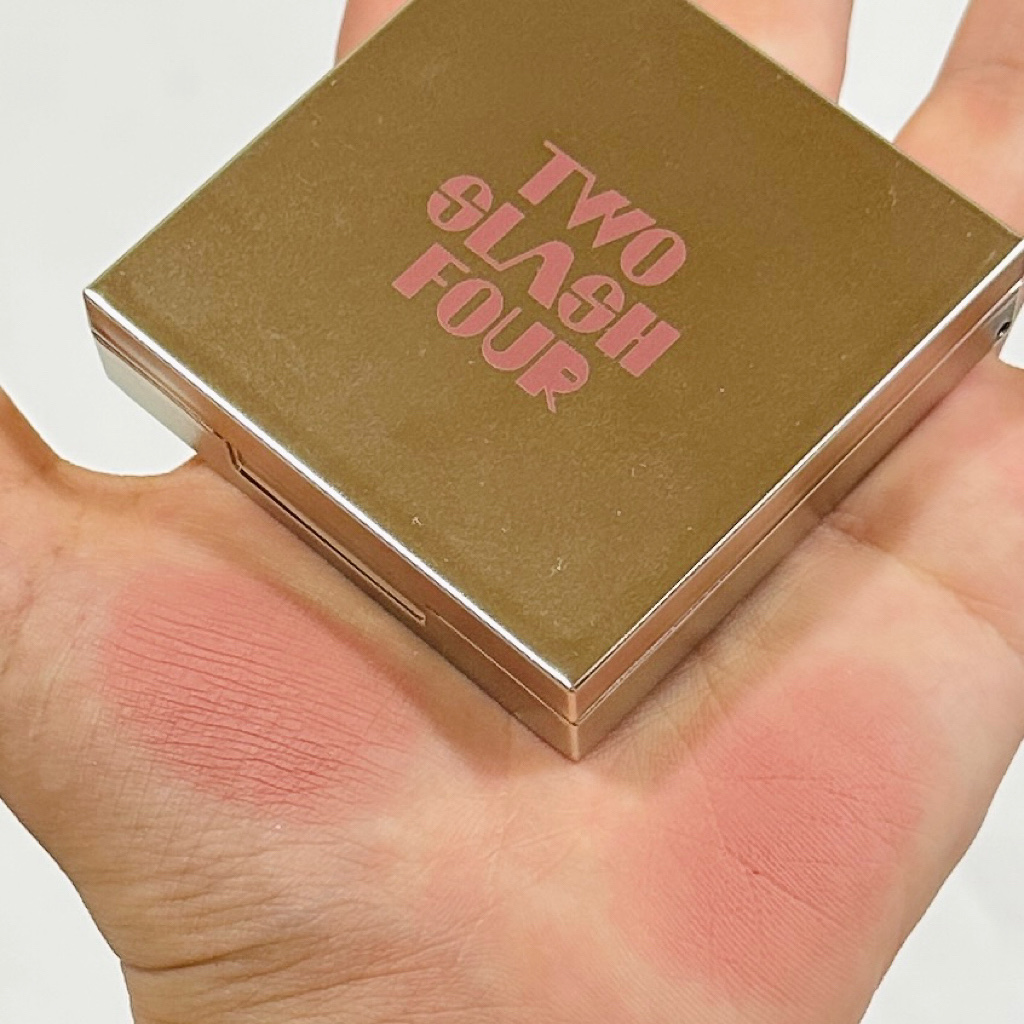 オールオーバーフェイスブラッシュ/TWO SLASH FOUR/パウダーチークを使ったクチコミ（3枚目）