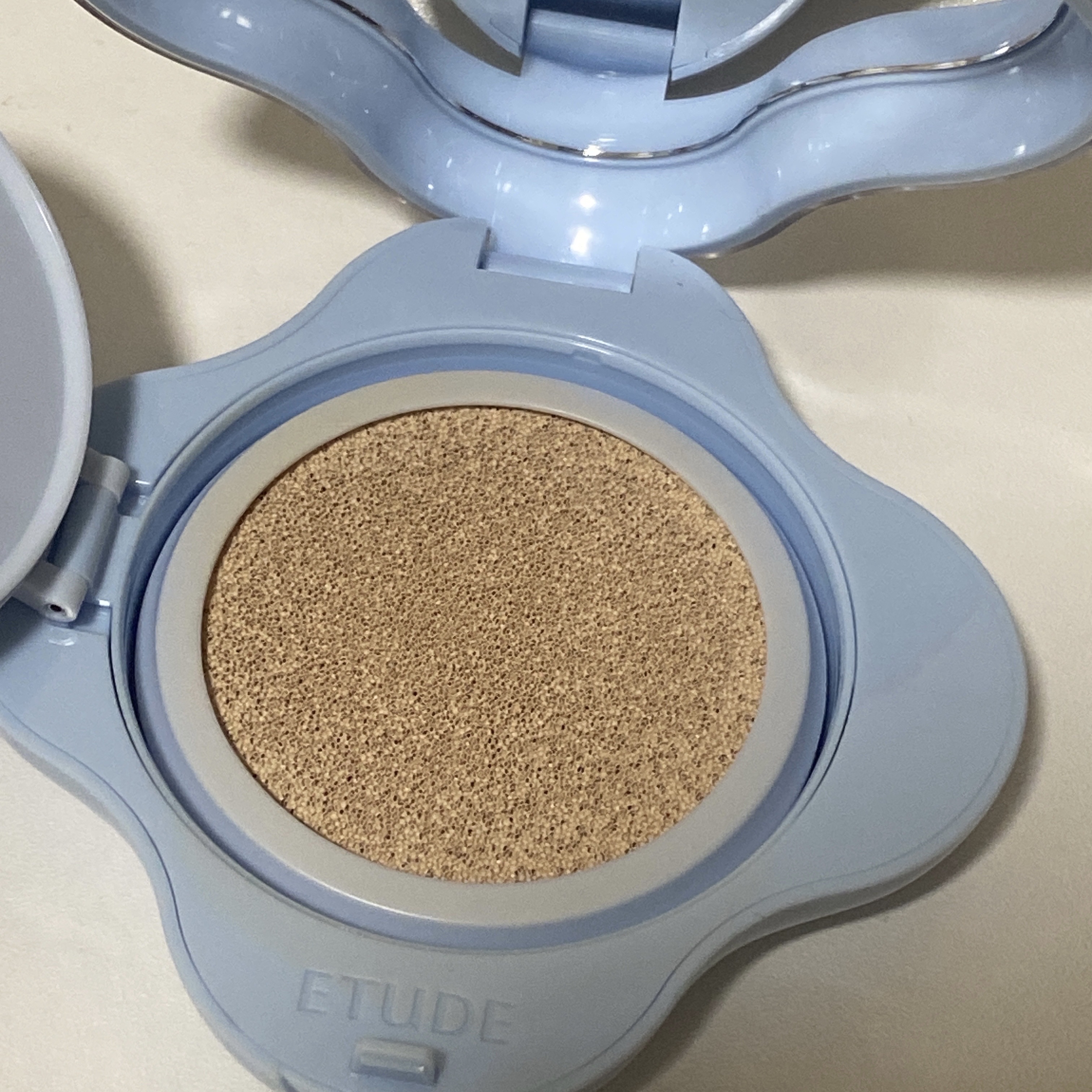 クラウドフィルタークッション/ETUDE/クッションファンデーションを使ったクチコミ（3枚目）