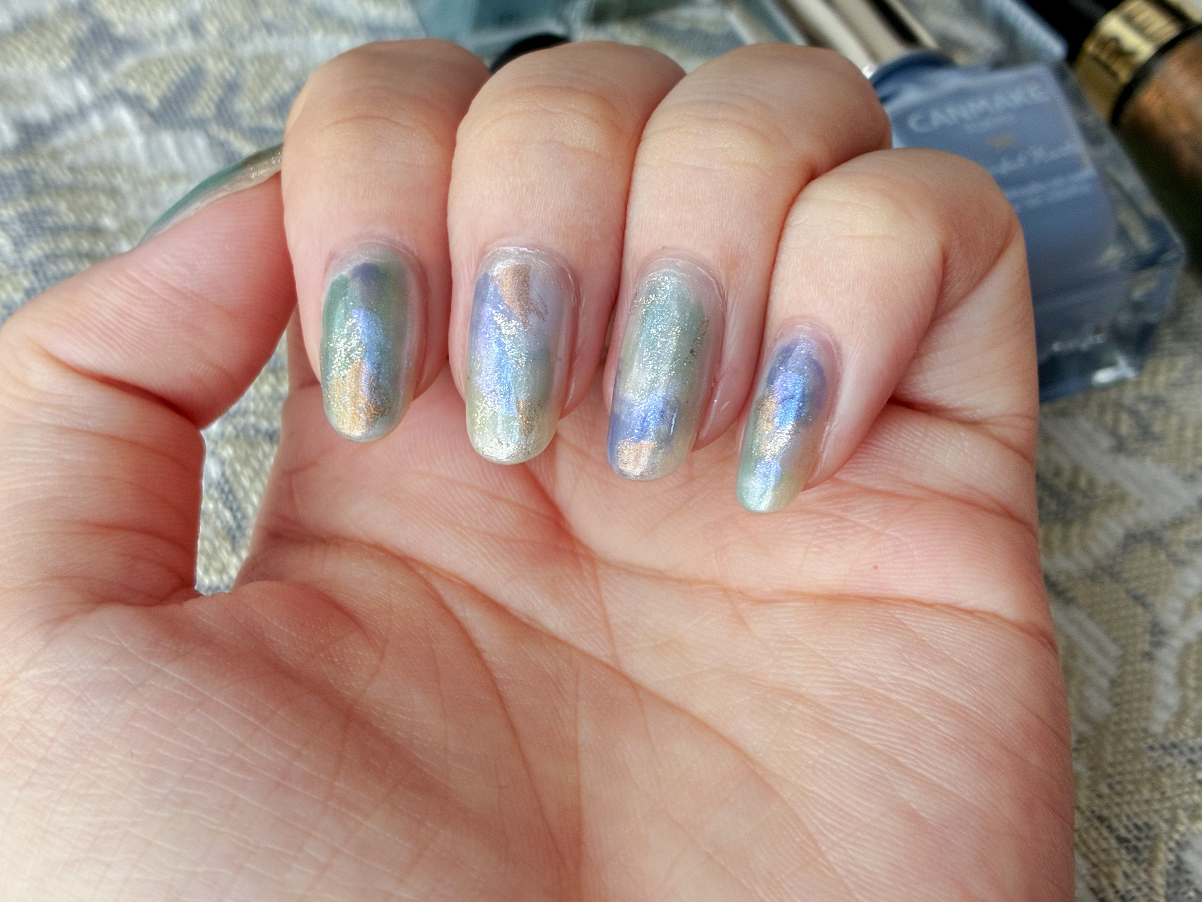 ネイル エナメル 933 カメレオン/REVLON/マニキュアを使ったクチコミ（3枚目）