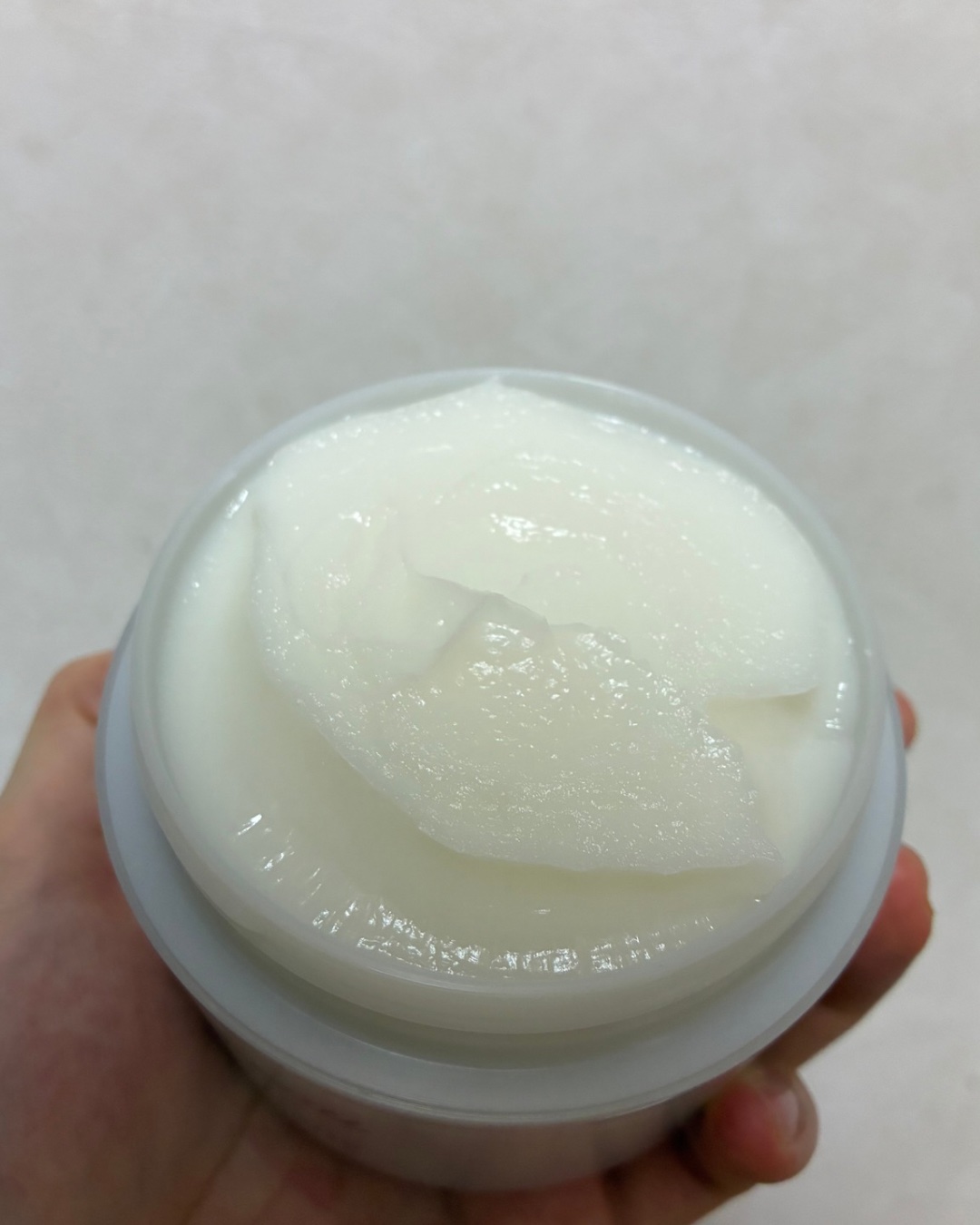  プリュスオー メロウリュクスマスク ジャータイプ/plus eau/ヘアマスク・ヘアパックを使ったクチコミ（2枚目）