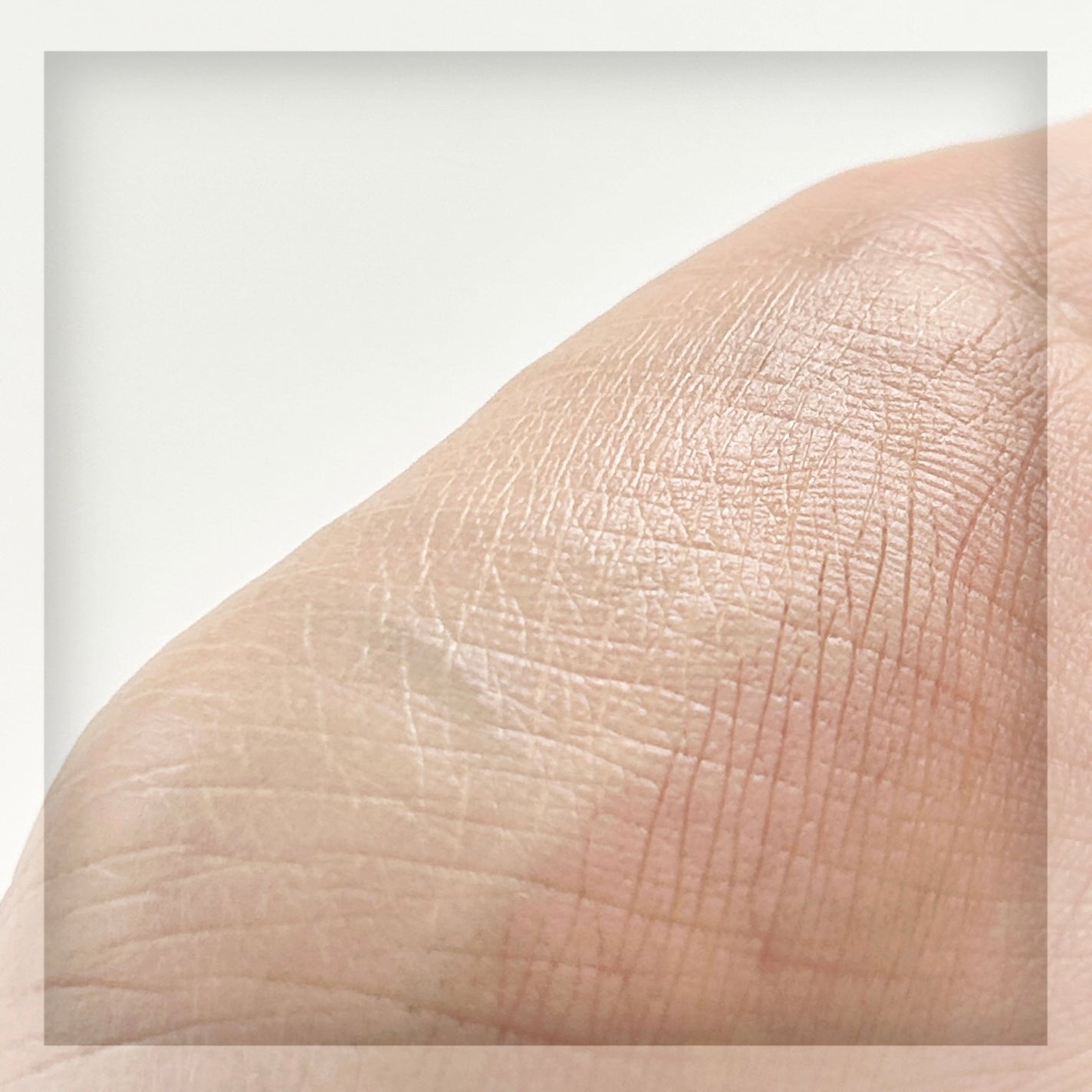 エンジェリックサテンクッション/TWO SLASH FOUR/クッションファンデーションを使ったクチコミ(5枚目)