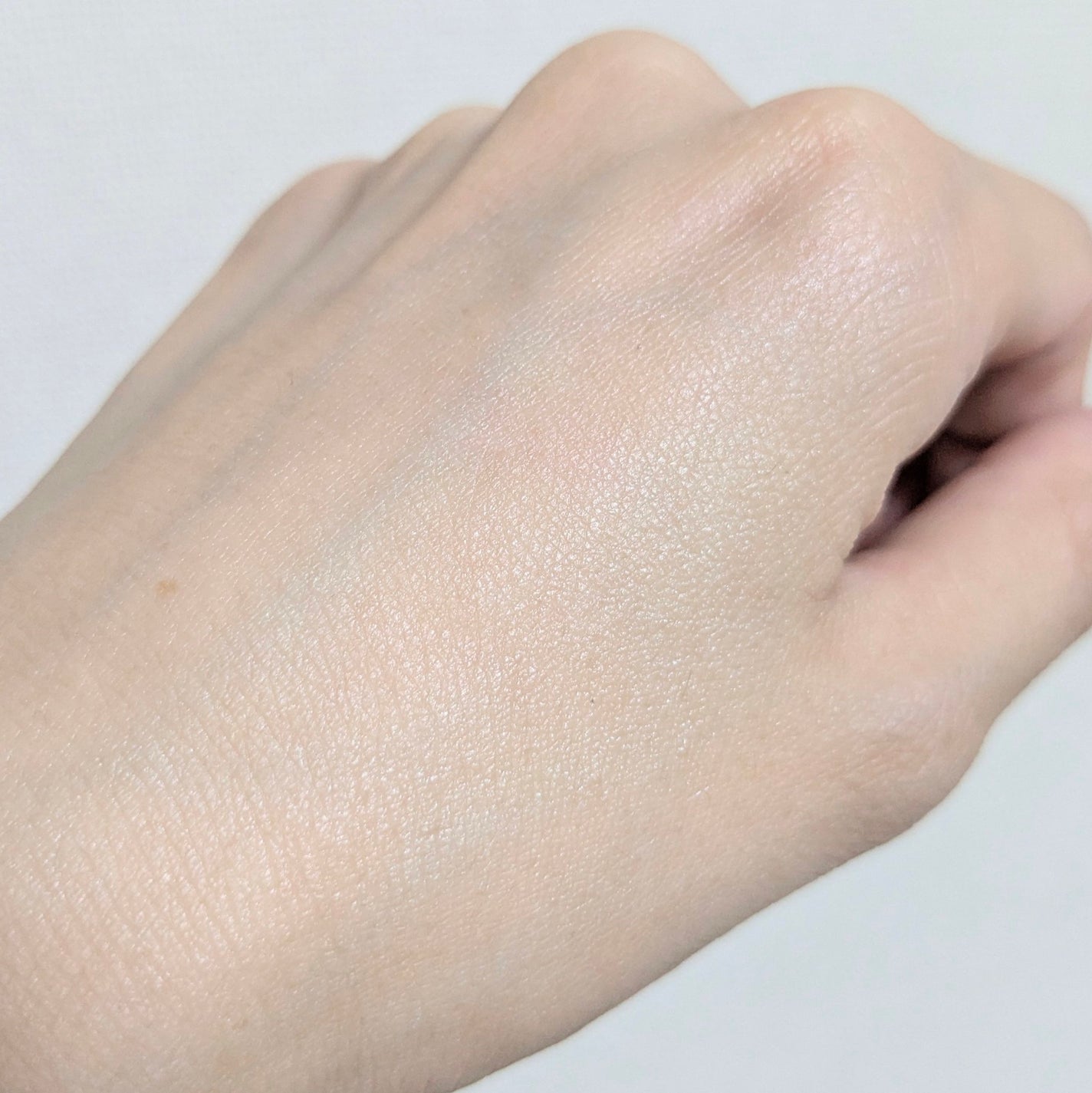 ブラーフィニッシュサンクッション/TOCOBO/日焼け止めパウダーを使ったクチコミ(4枚目)