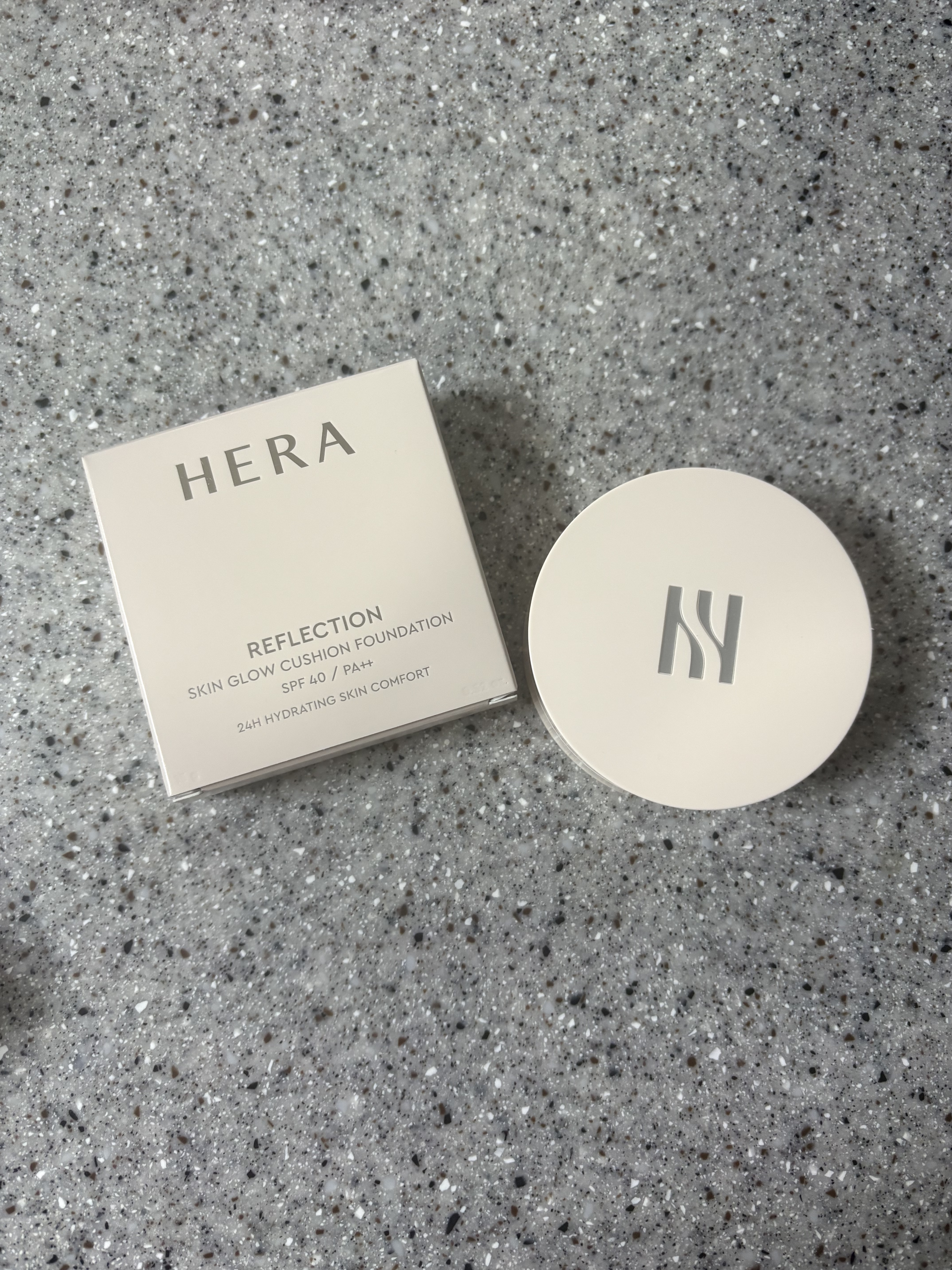 リフレクション スキン グロウ クッション ファンデーション/HERA/クッションファンデーションを使ったクチコミ（1枚目）