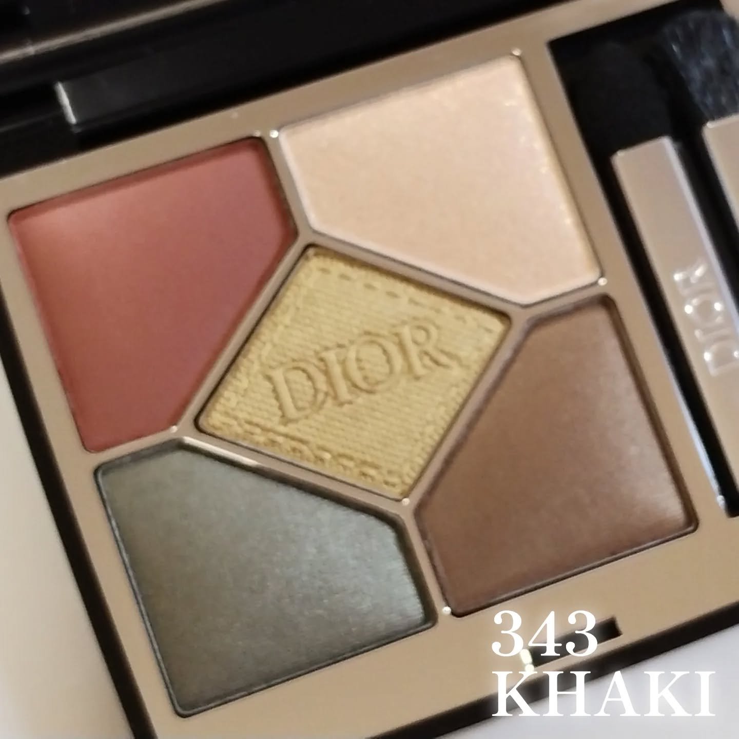 ディオールショウ サンク クルール/Dior/アイシャドウを使ったクチコミ（1枚目）