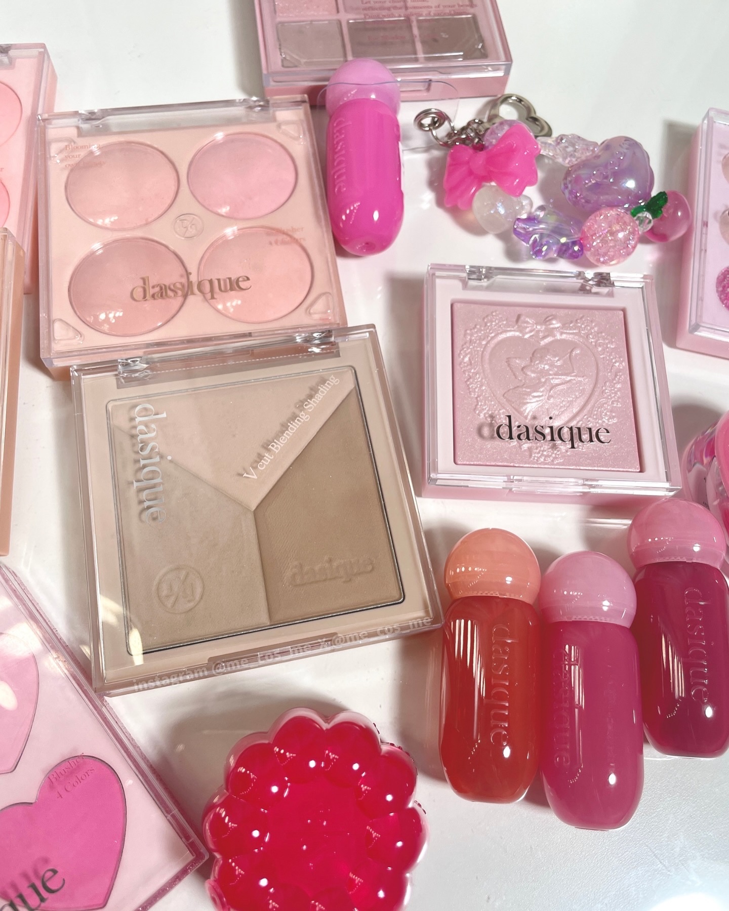 ブレンディングムードチーク/dasique/パウダーチークを使ったクチコミ（2枚目）