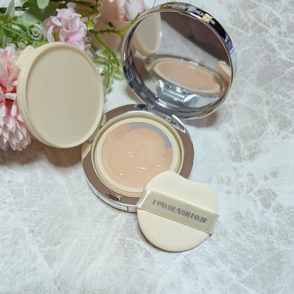 エンジェリックサテンクッション/TWO SLASH FOUR/クッションファンデーションを使ったクチコミ(4枚目)