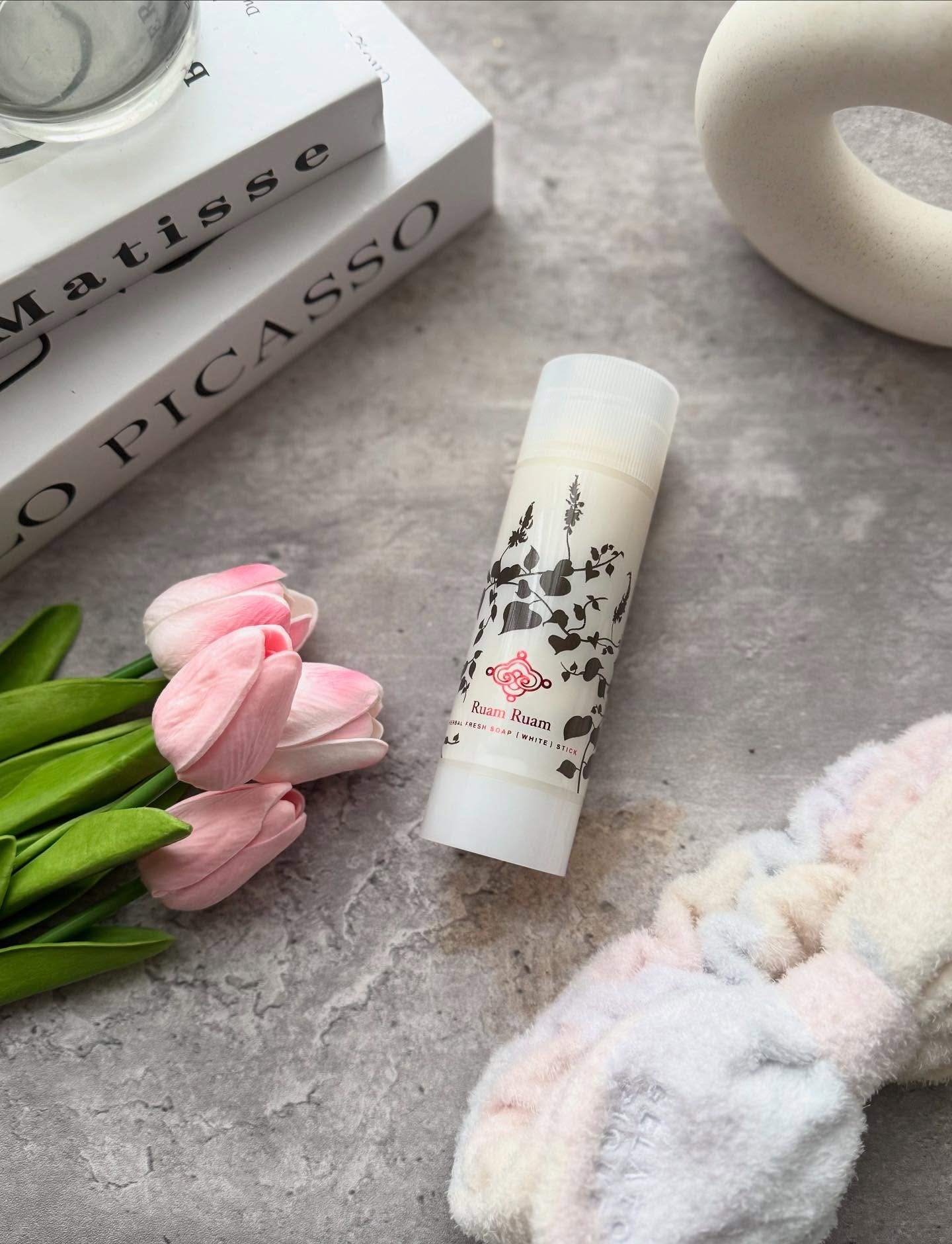 生せっけん スティック [ホワイト] オリジナル/Ruam Ruam/洗顔石鹸を使ったクチコミ（2枚目）
