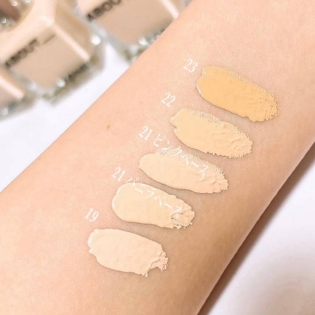 スキンレイヤーフィットファンデーション/ABOUT TONE/リキッドファンデーションを使ったクチコミ（3枚目）