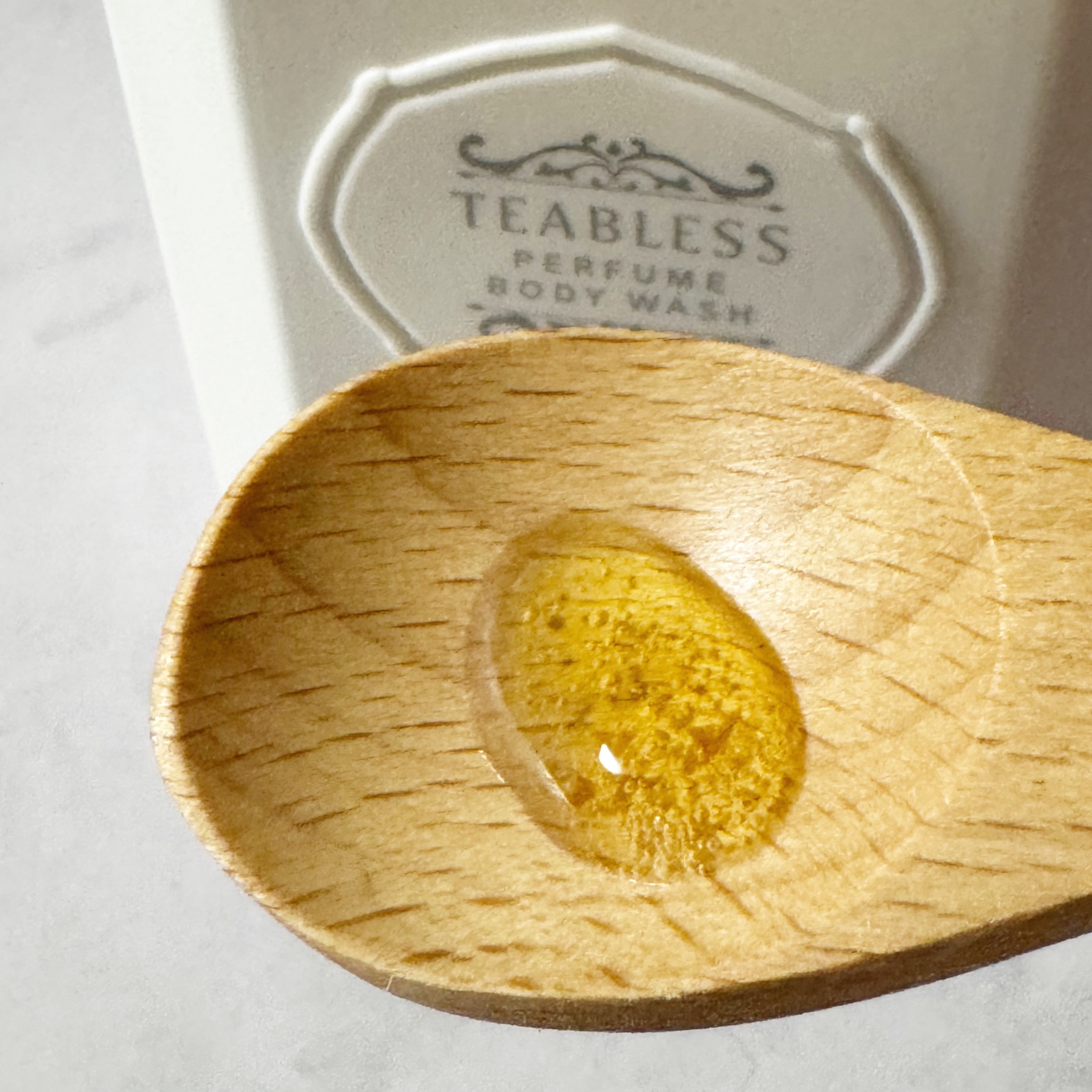 パフュームボディウォッシュ リリームスクホワイトティー/TEABLESS/ボディソープを使ったクチコミ（2枚目）