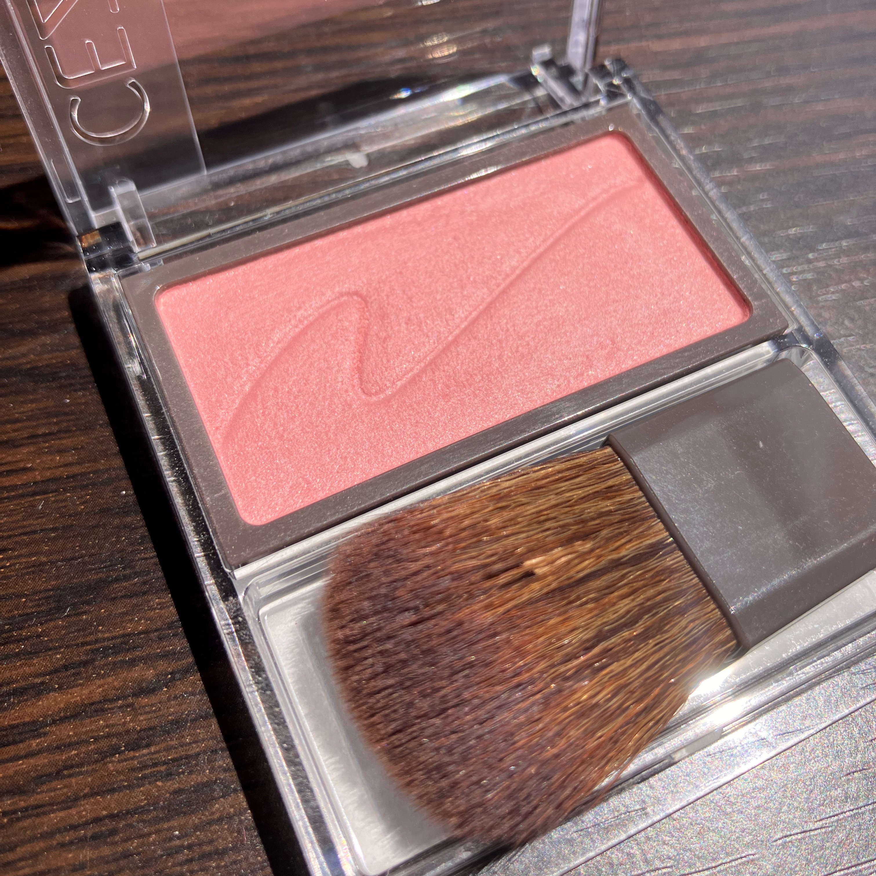 チークブラッシュ/CEZANNE/パウダーチークを使ったクチコミ（2枚目）