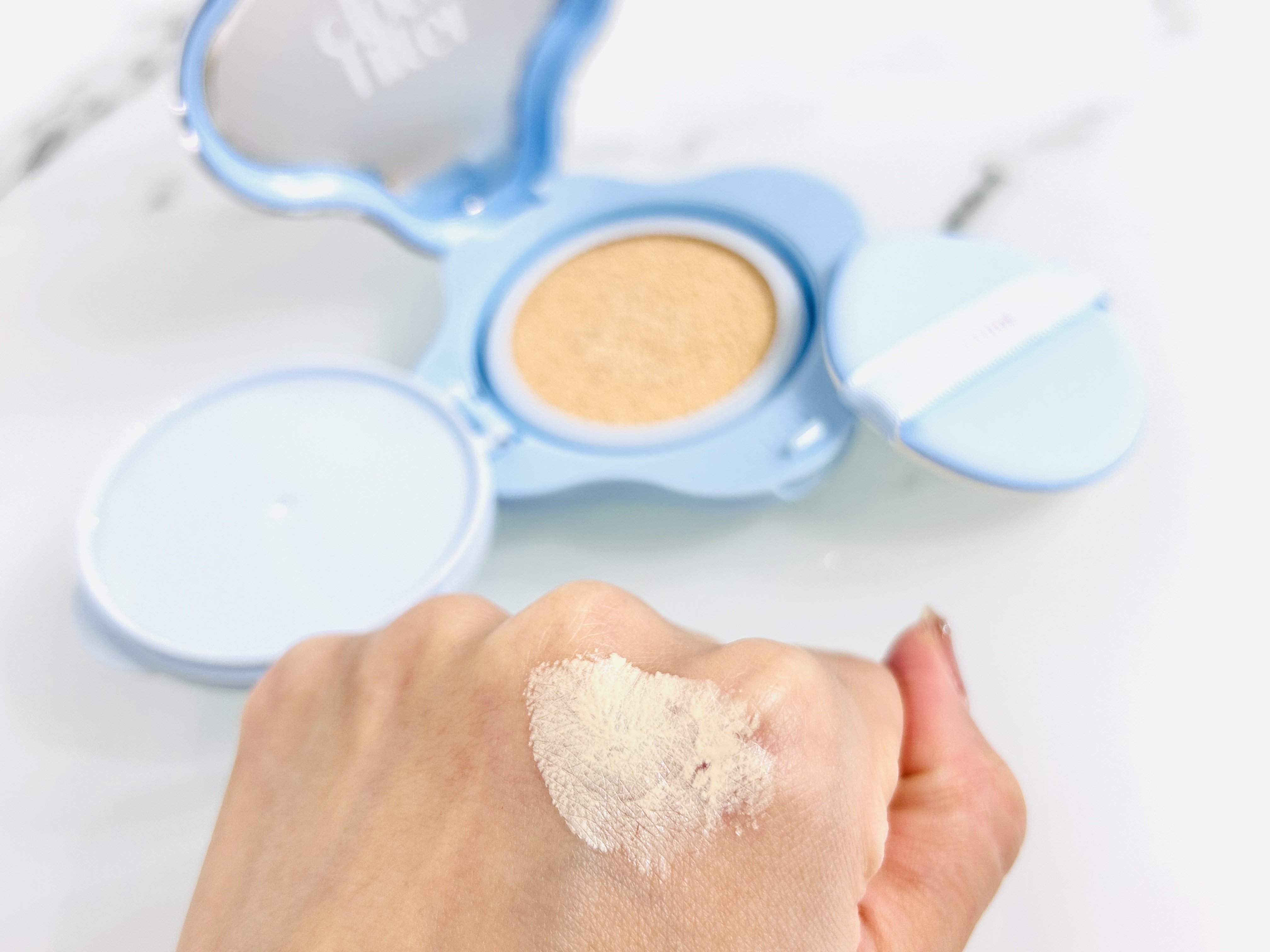 クラウドフィルタークッション ポーセリン/ETUDE/クッションファンデーションを使ったクチコミ（2枚目）