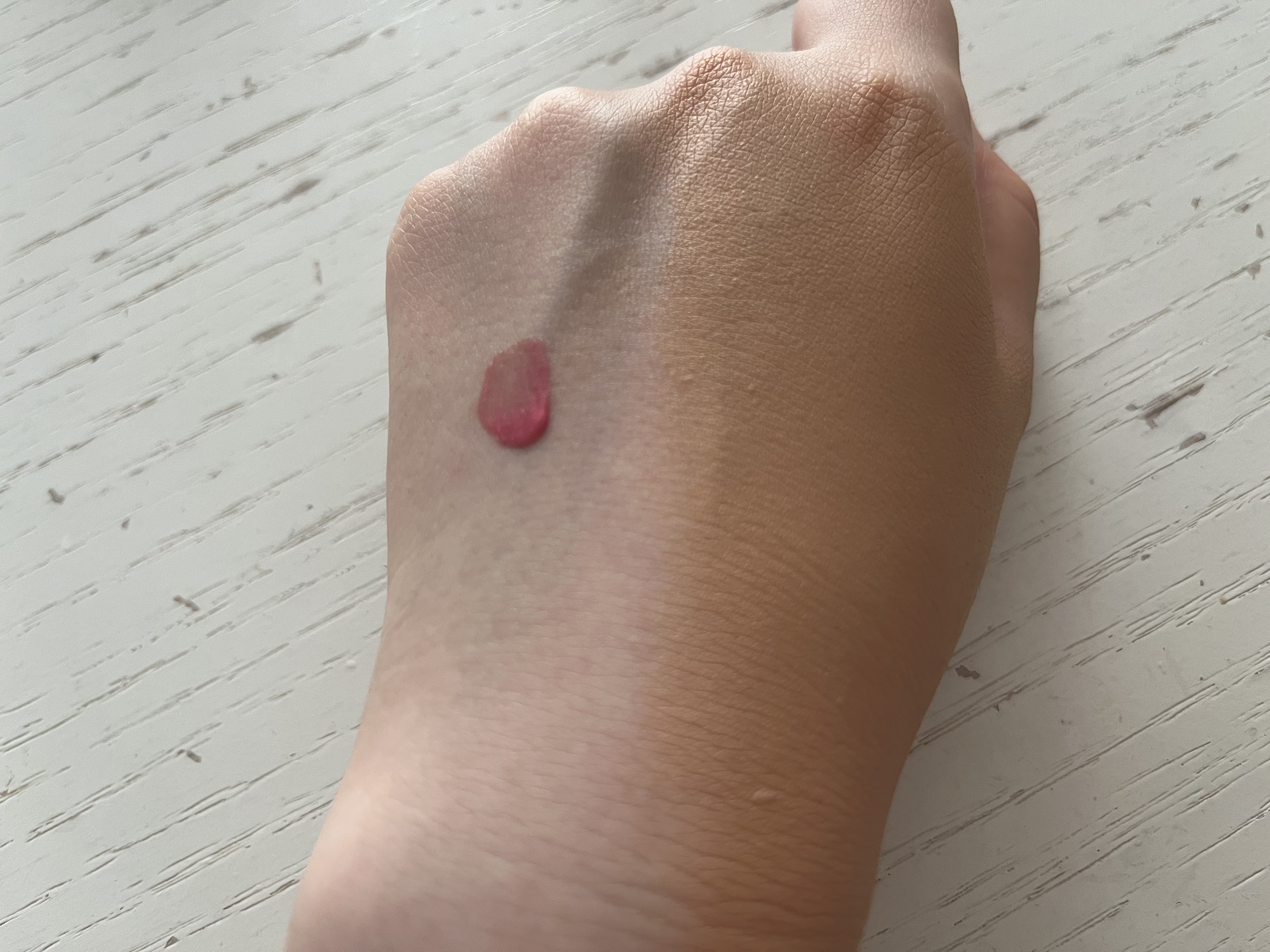 ウォーターリズムグロウティント 28 WINTERY（ミニ）/TIRTIR(ティルティル)/リップティントを使ったクチコミ（3枚目）