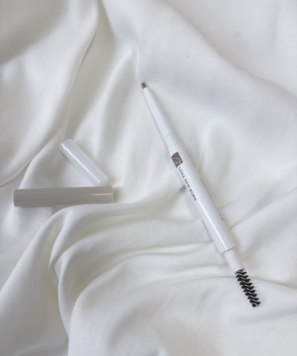 サナ ニューボーン イージーアイブロウ 04 グレージュブラウン/サナ ニューボーン/アイブロウペンシルを使ったクチコミ（1枚目）