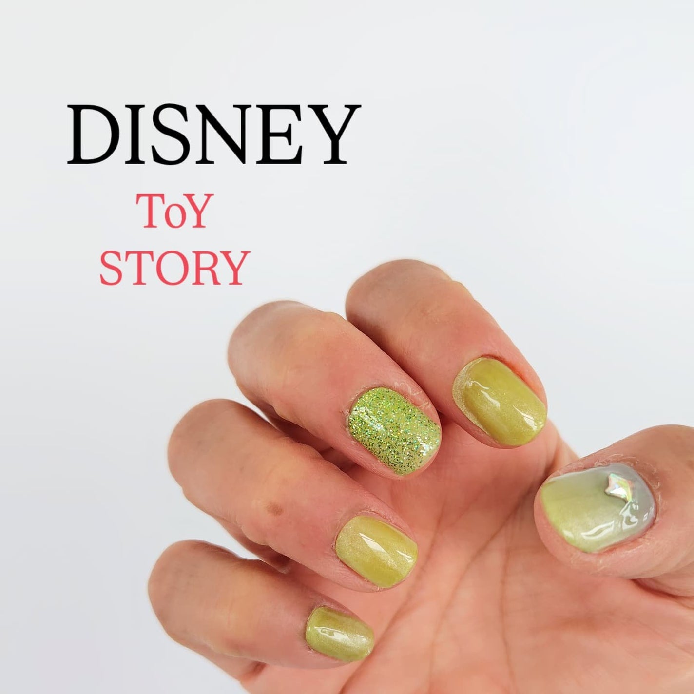 ひろちゃん on LIPS 「OhoraDISNEYコレクション🟥🟨🟩🟥🟨🟩🟥🟨🟩@ohor..」(10枚目)