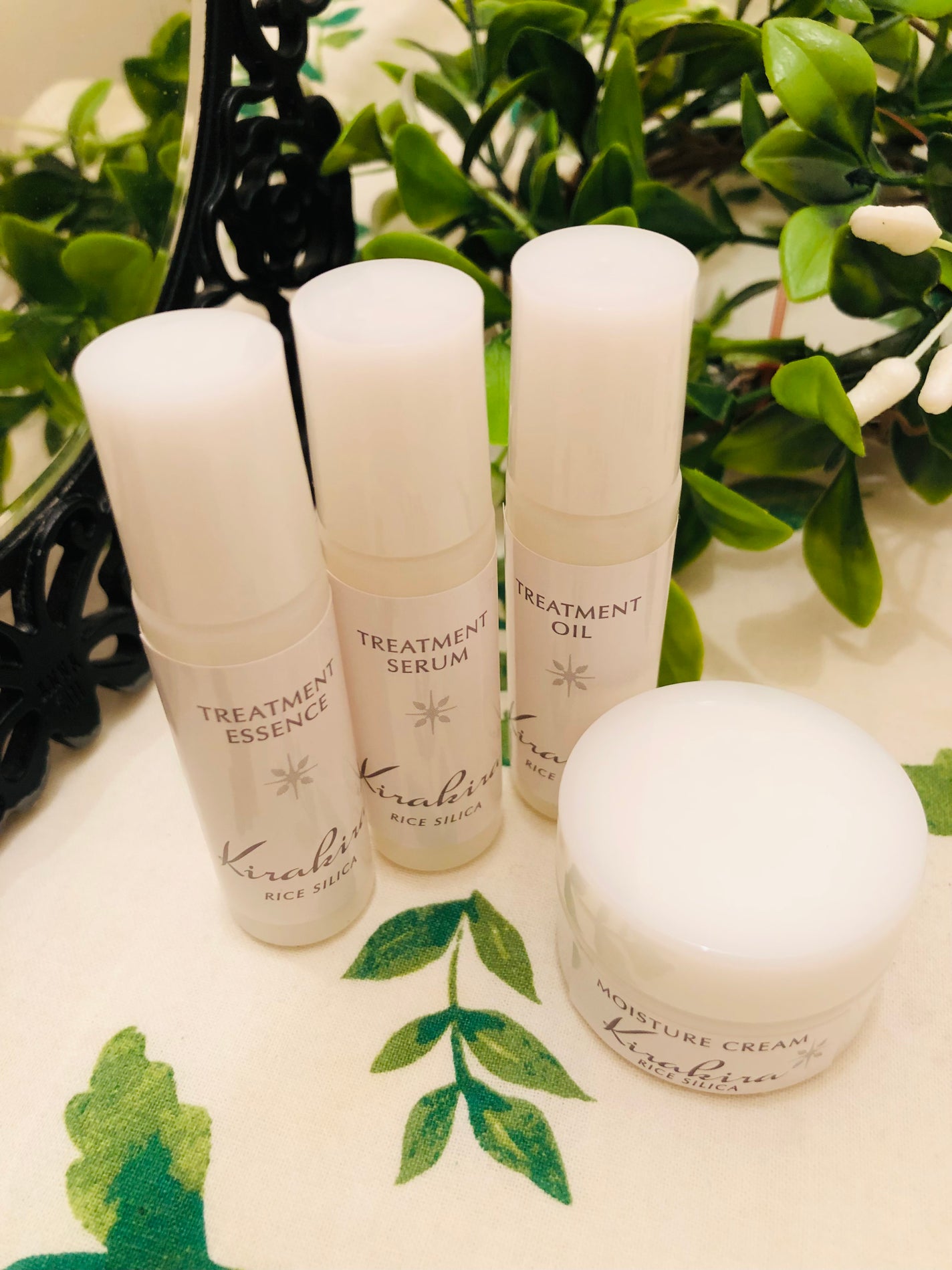 pinkumiria on LIPS 「KIRAKIRAトラベルセットを使ってみました。植物性のシリカ..」(1枚目)