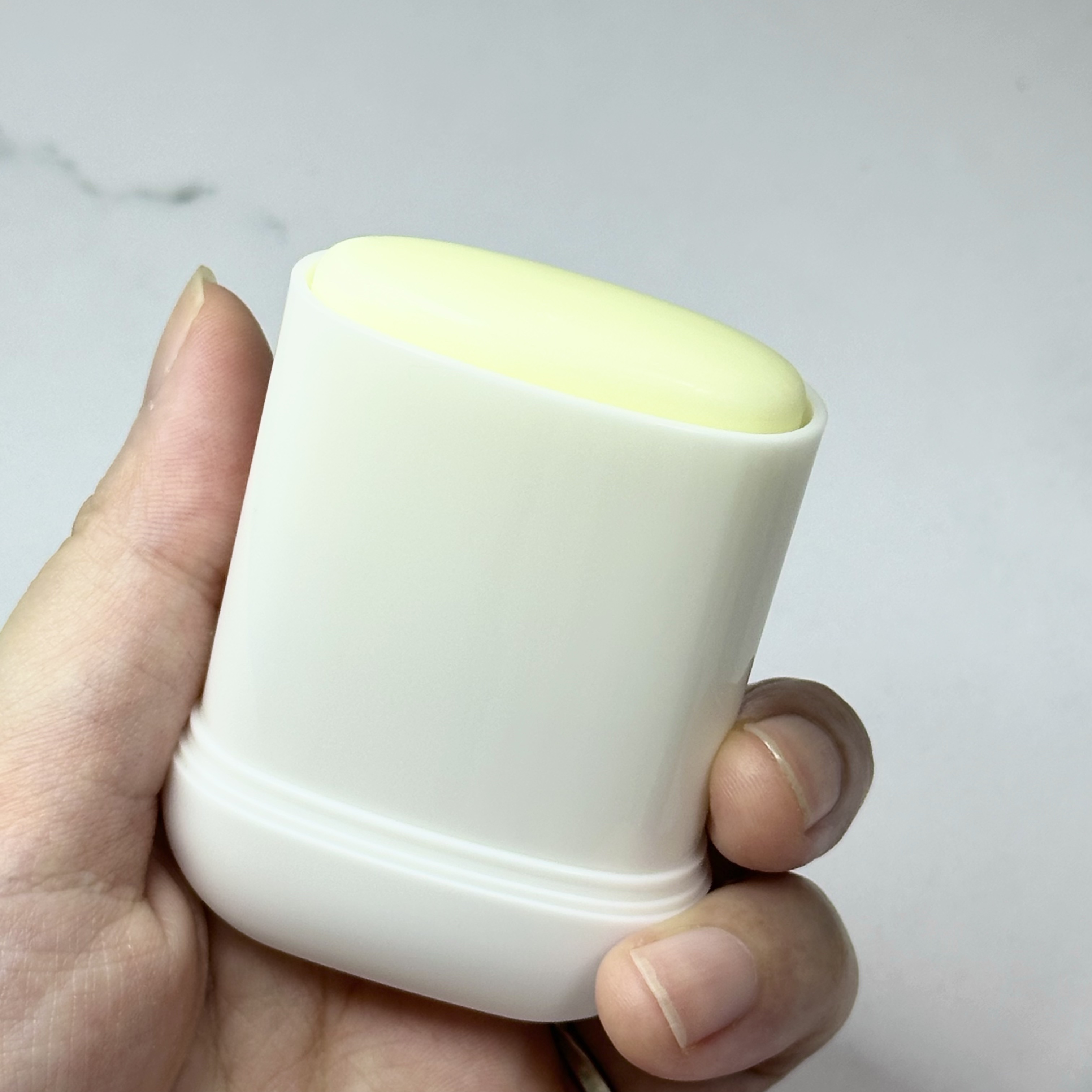 エアリーライト 透明UVスティック/COSRX/日焼け止めスティックを使ったクチコミ（3枚目）