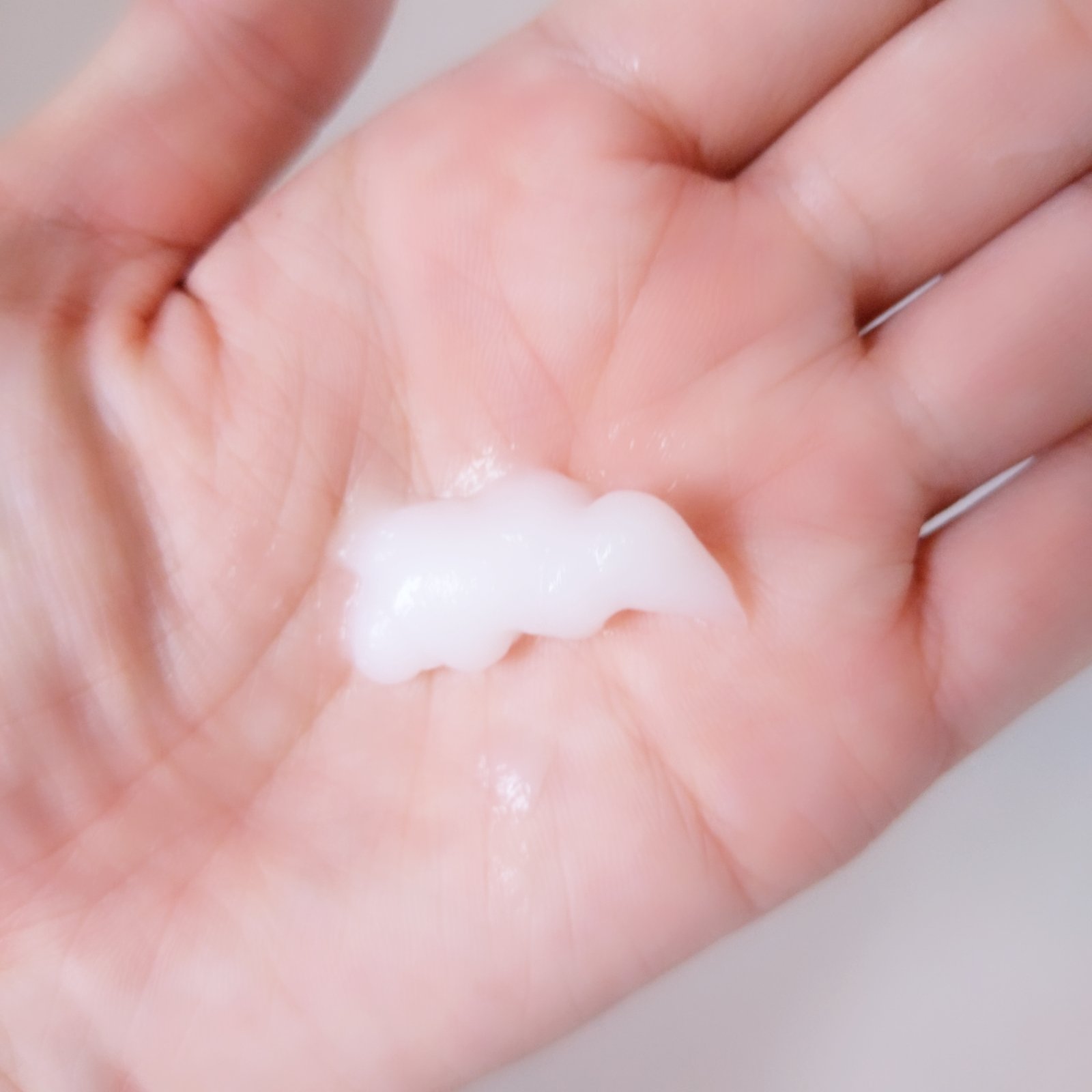 ヨル　カームナイトリペアジェルヘアマスク/YOLU/ヘアマスク・ヘアパックを使ったクチコミ（2枚目）