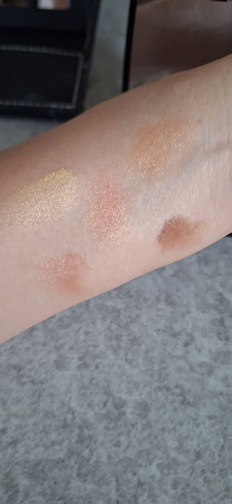ディオールショウ サンク クルール/Dior/アイシャドウを使ったクチコミ（2枚目）