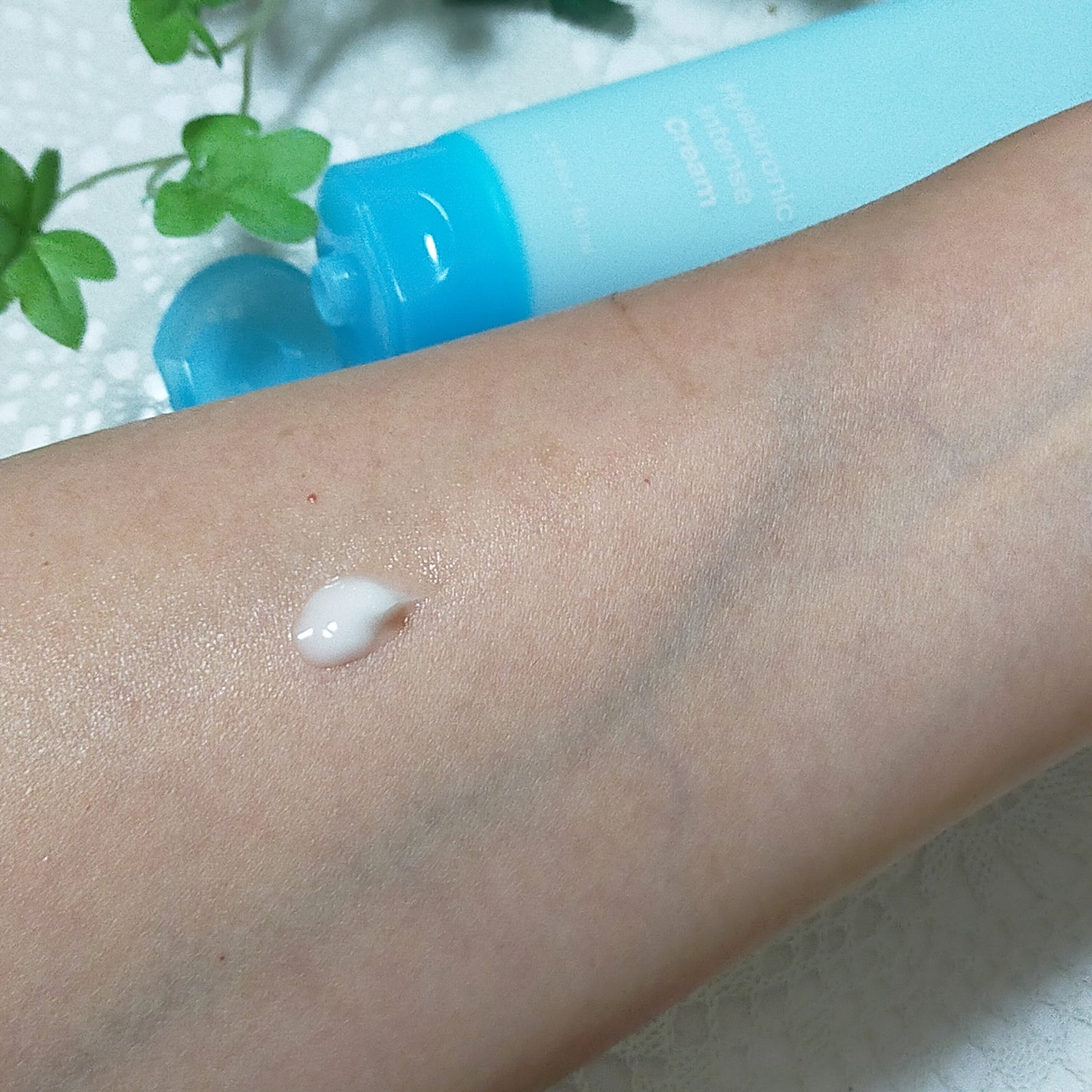 まっつん on LIPS 「celladixヒアルロニックインテンスクリームまだまだ暑..」(2枚目)