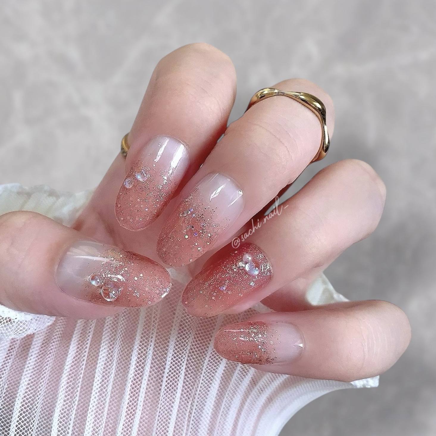 ピンクニュアンス ネイルチップ 秋ネイルのネイルデザイン | カラフルネイルズ｜キャンメイク -清楚系