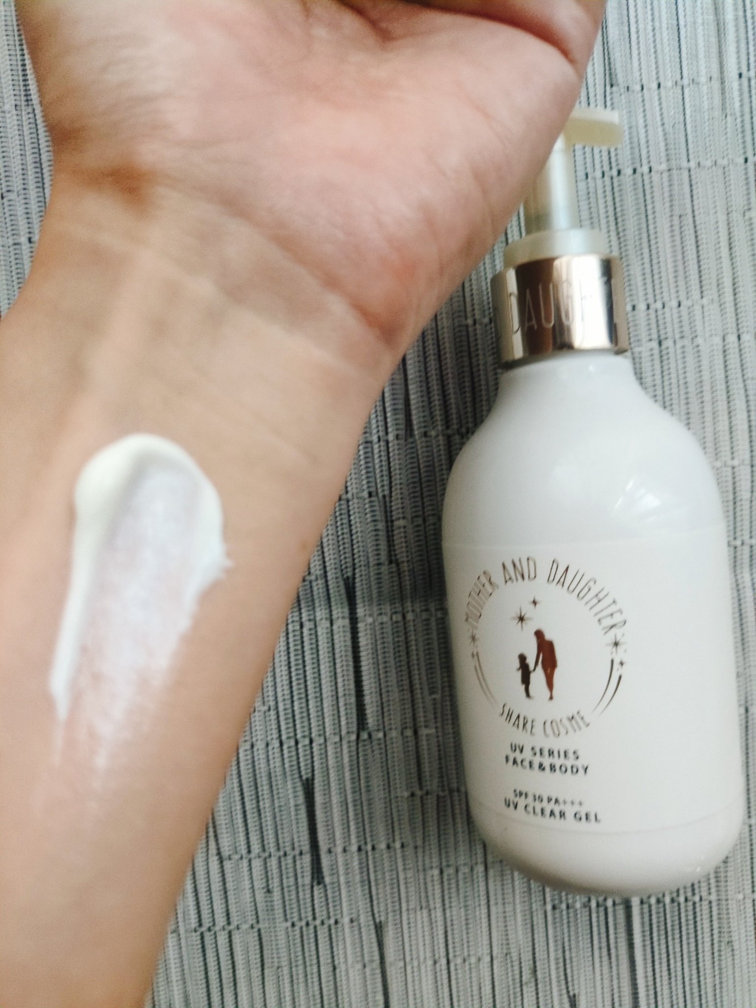 M&D　クリアUVジェル/Mother&Daughter/日焼け止めジェルを使ったクチコミ（2枚目）