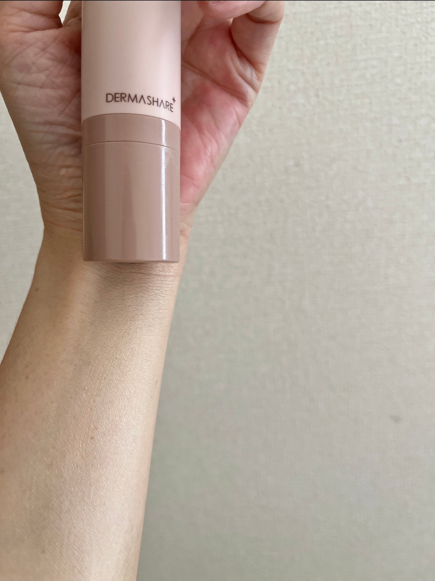 ヴィーガンナチュラルカバースティックファンデーション/DERMASHARE/その他ファンデーションを使ったクチコミ(4枚目)